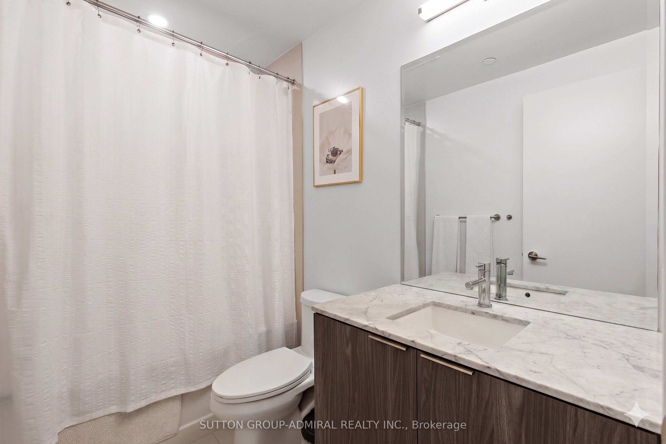 15 Queens Quay E 208 Property Photo 15