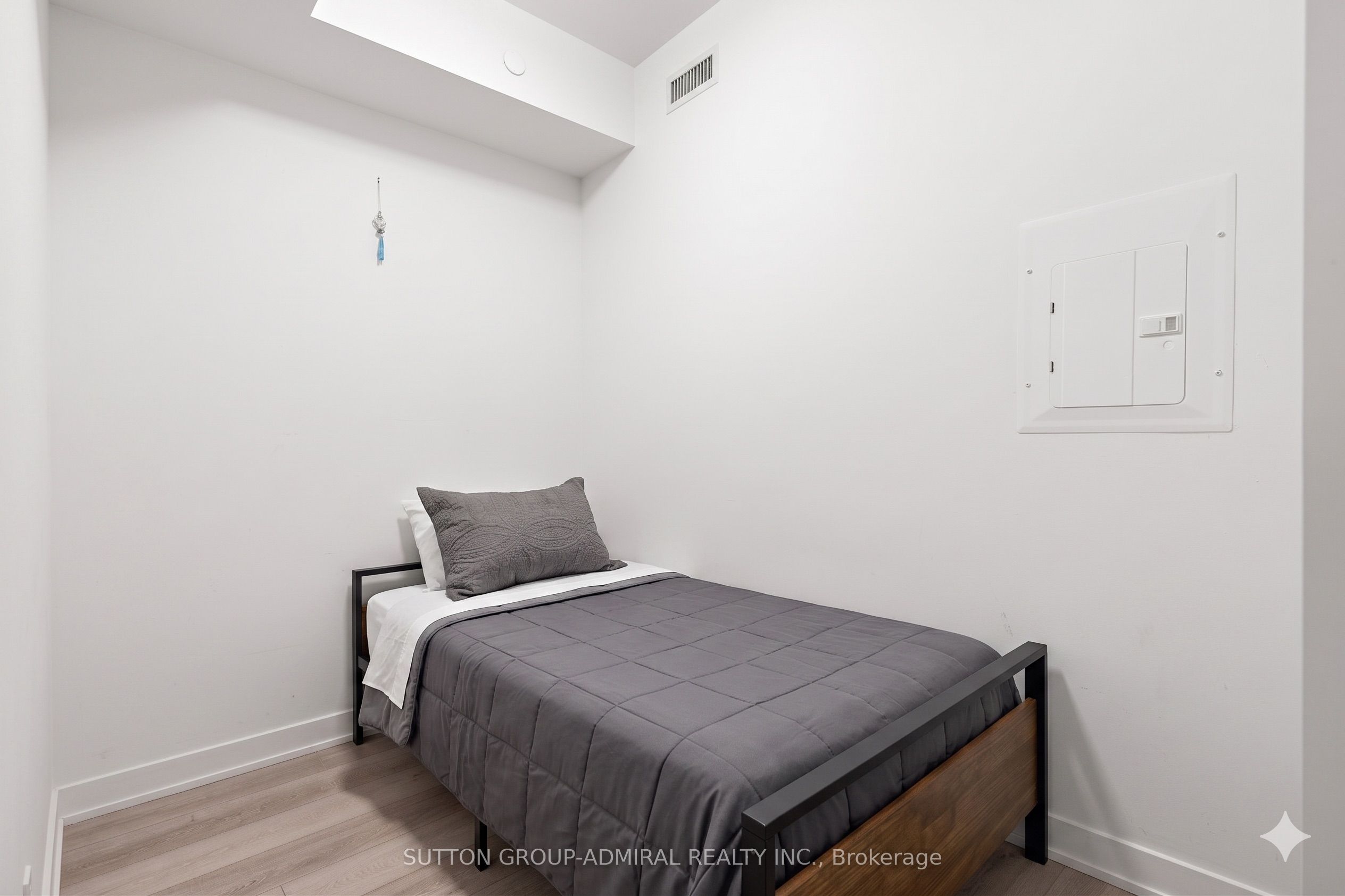 15 Queens Quay E 208 Property Photo 20