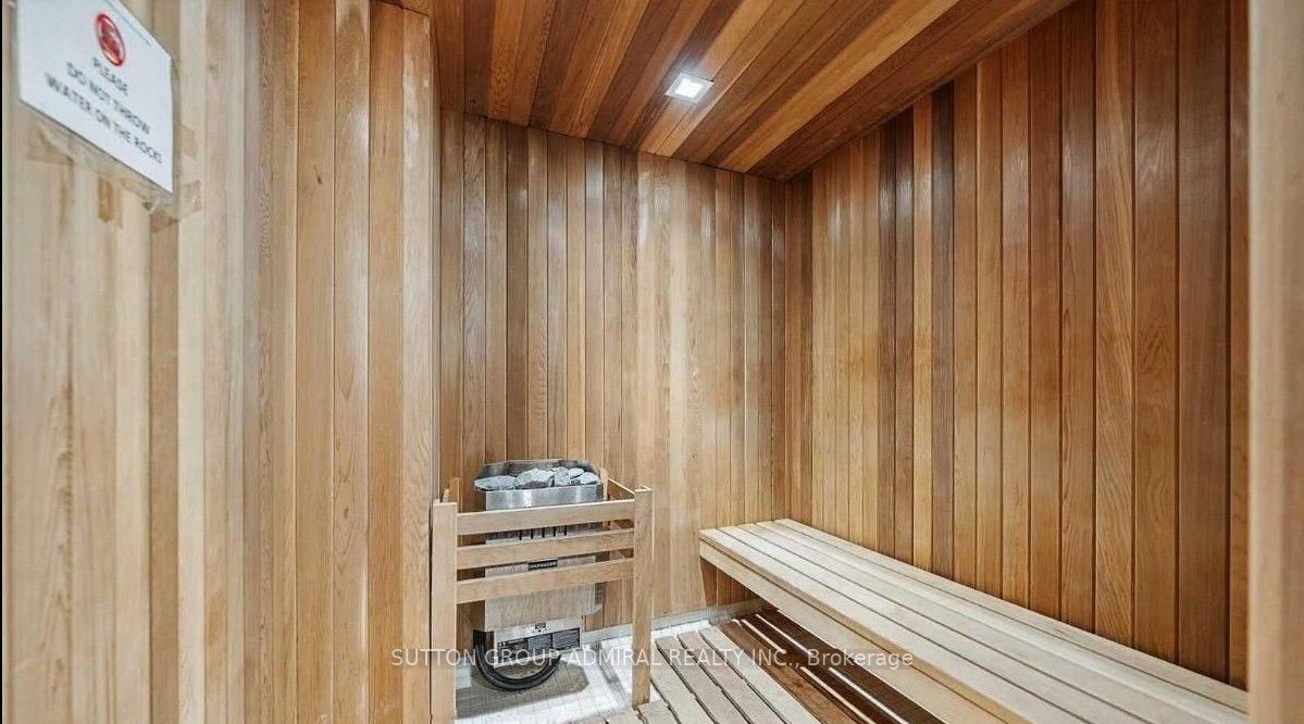 15 Queens Quay E 208 Property Photo 28