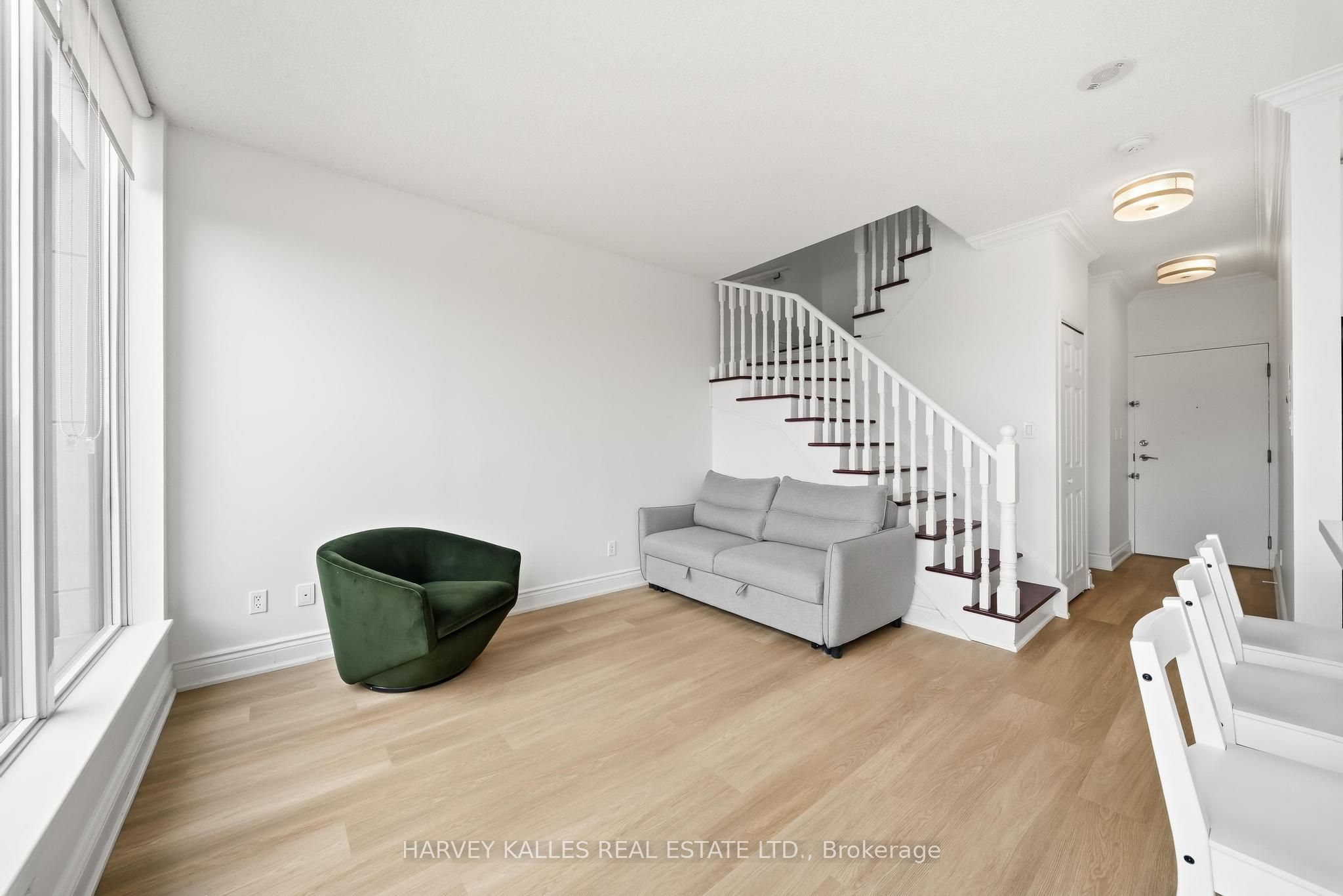 308 Palmerston Avenue Ph14 Property Photo 19