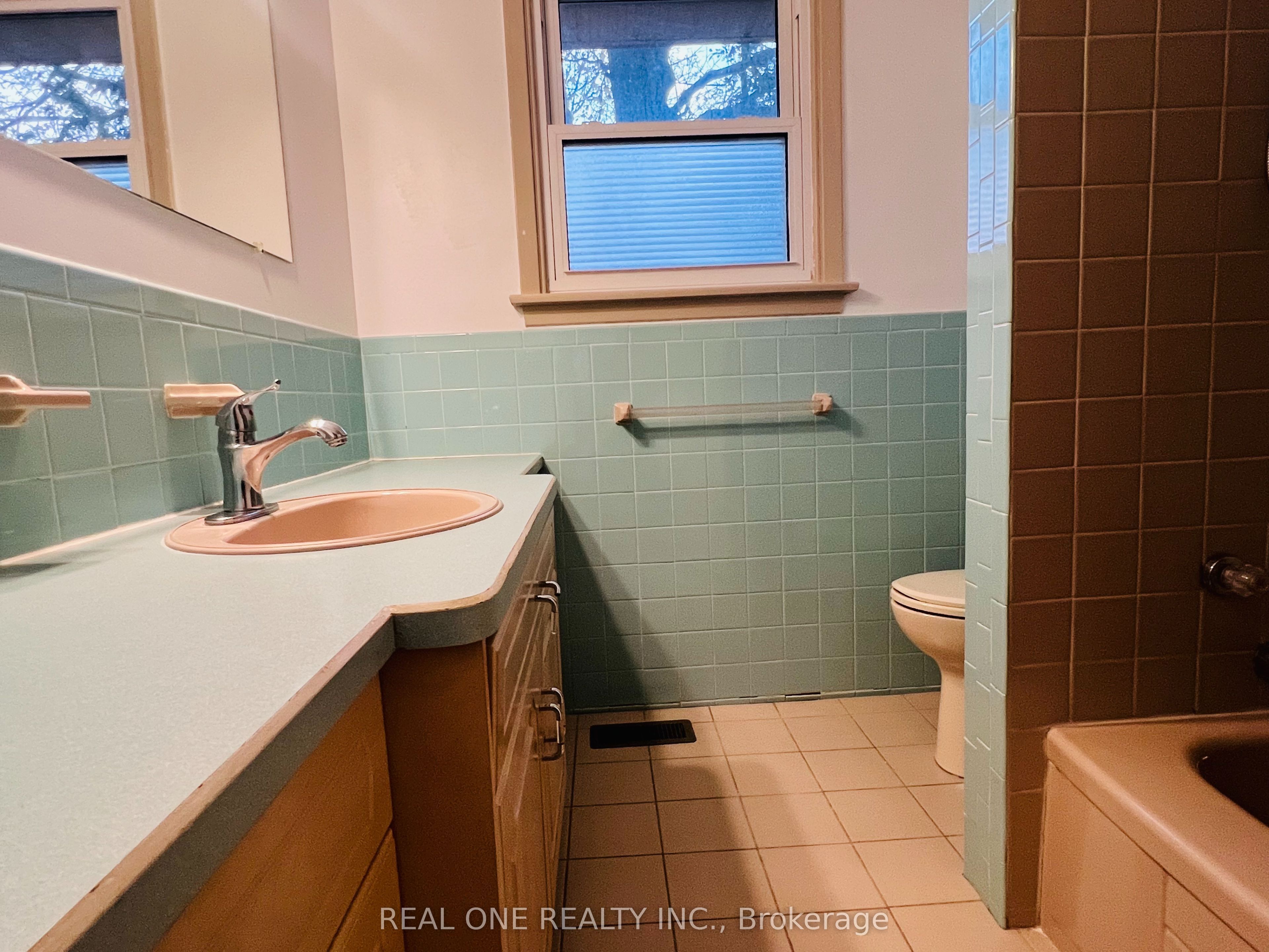 6 Fairhill Crescent Property Photo 14