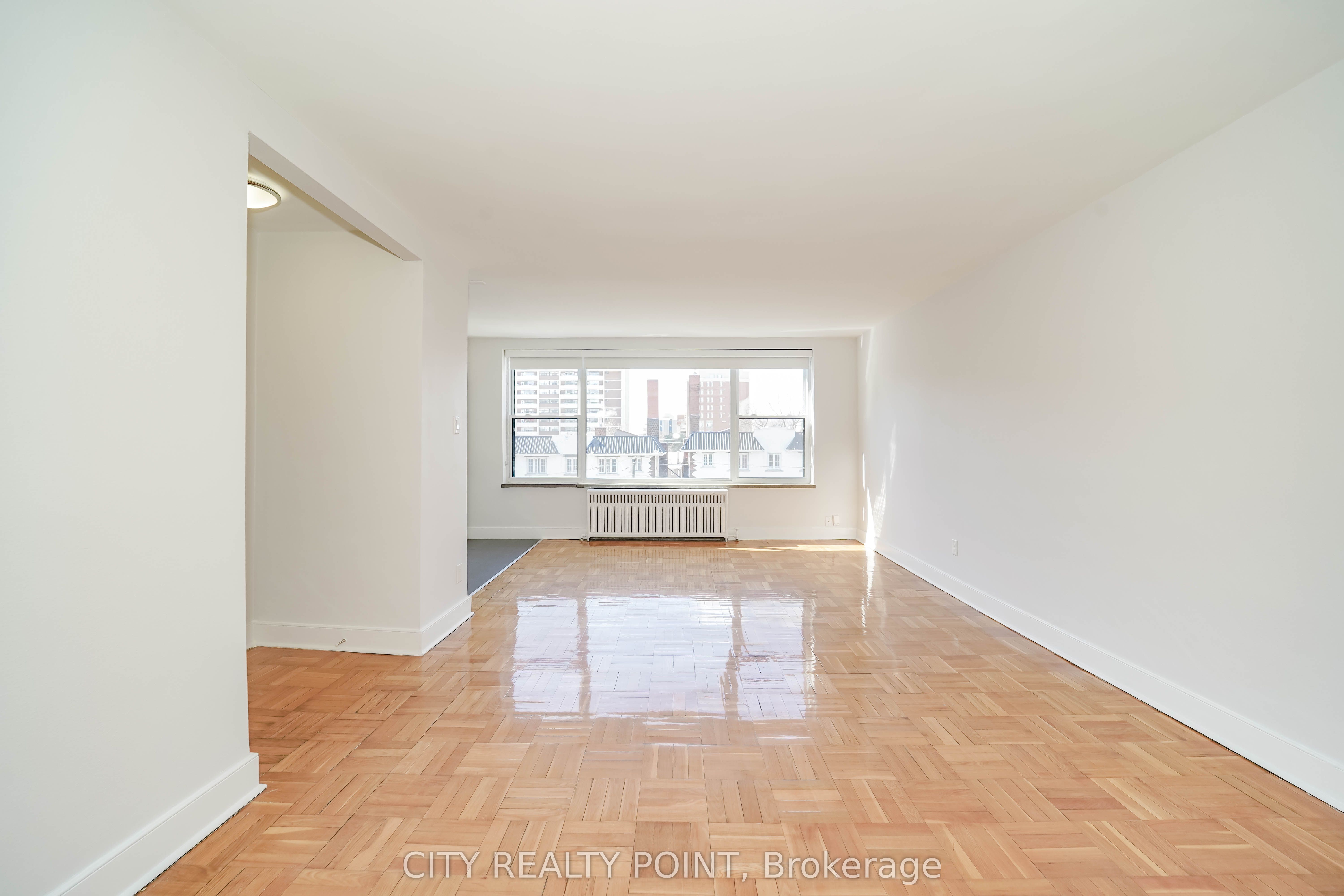 1545 Bathurst Street 202 Property Photo 2