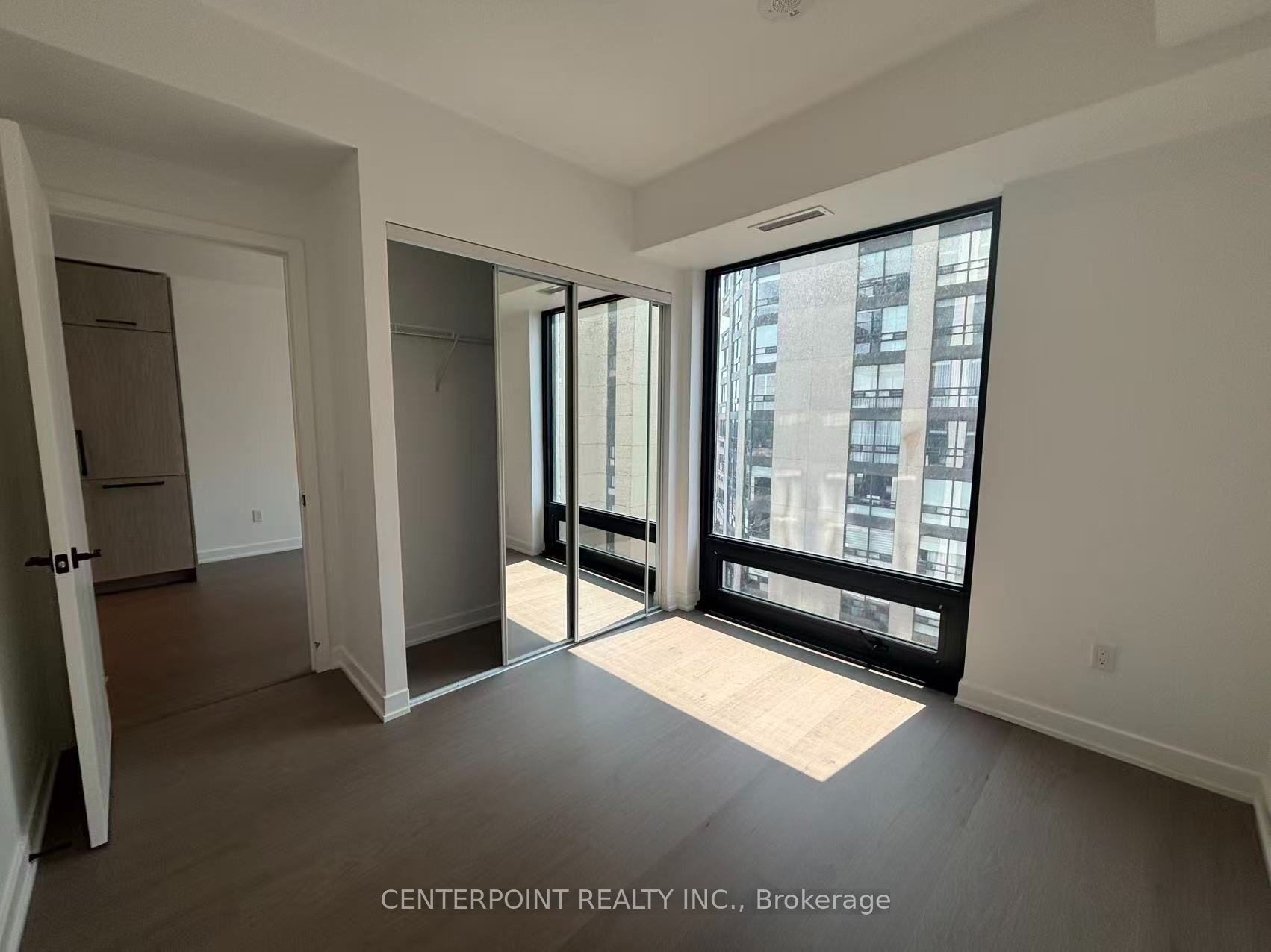 89 Montclair Avenue 1522 Property Photo 6