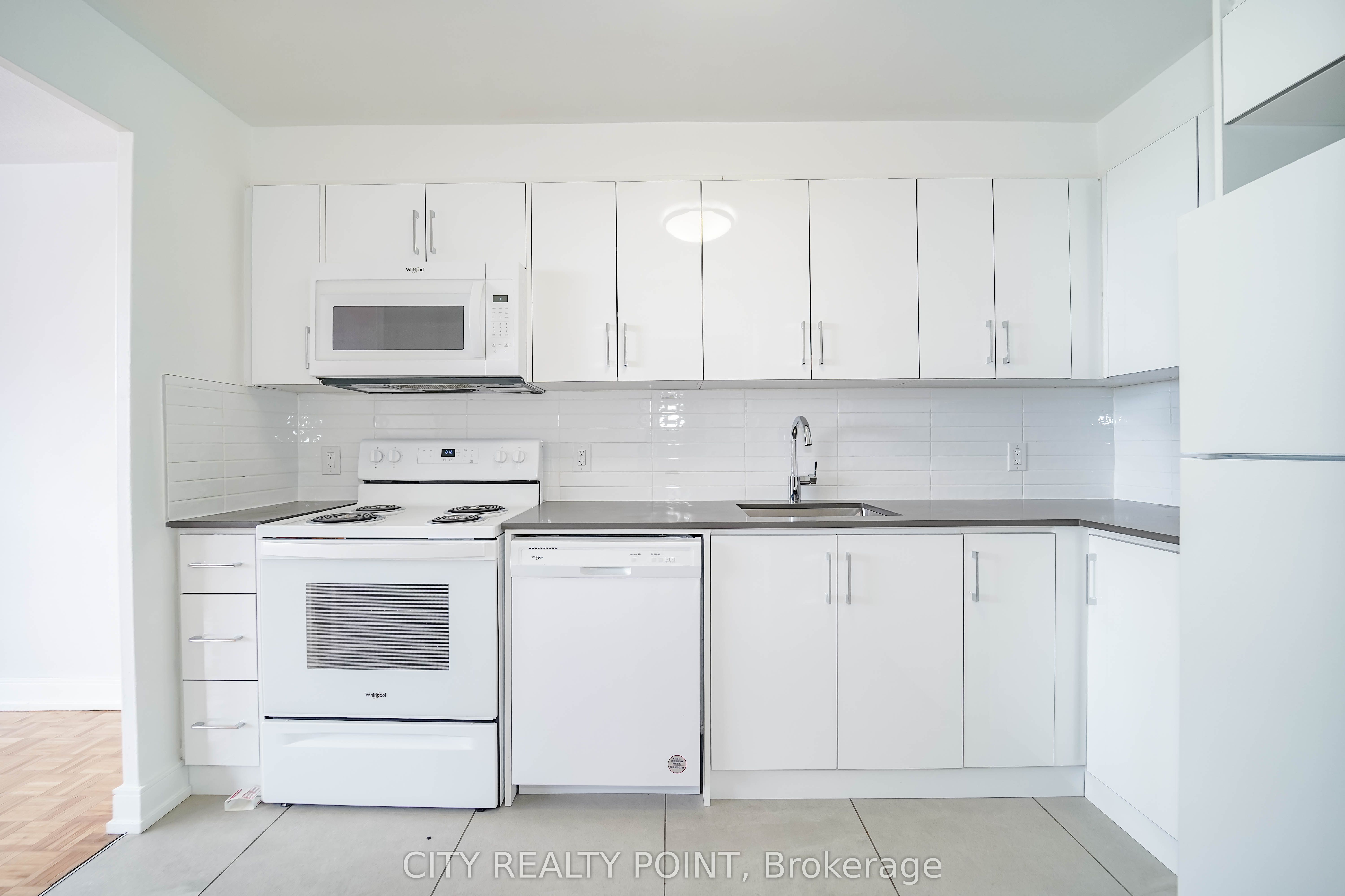 6200 Bathurst Street 310 Property Photo 7