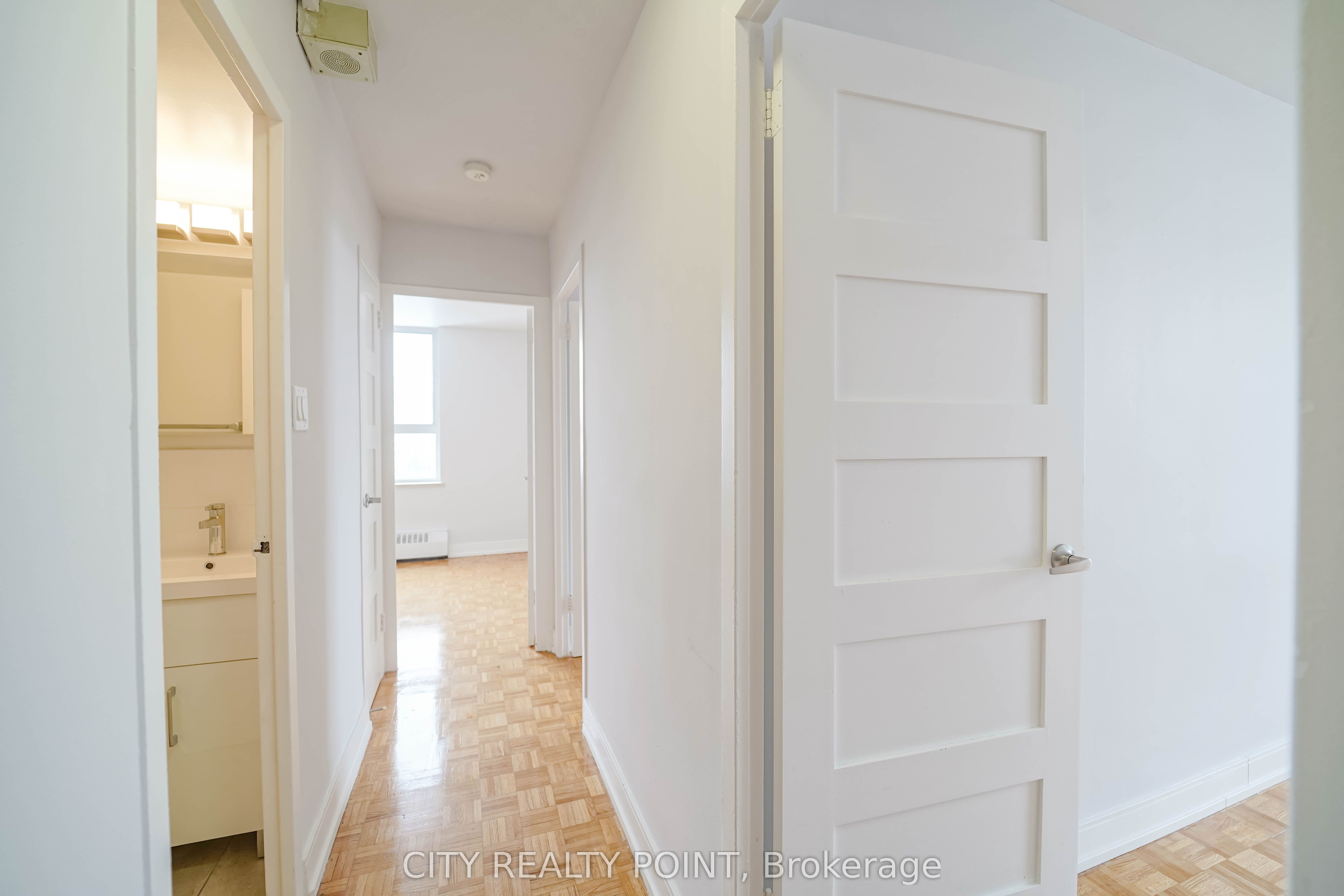 6200 Bathurst Street 310 Property Photo 10