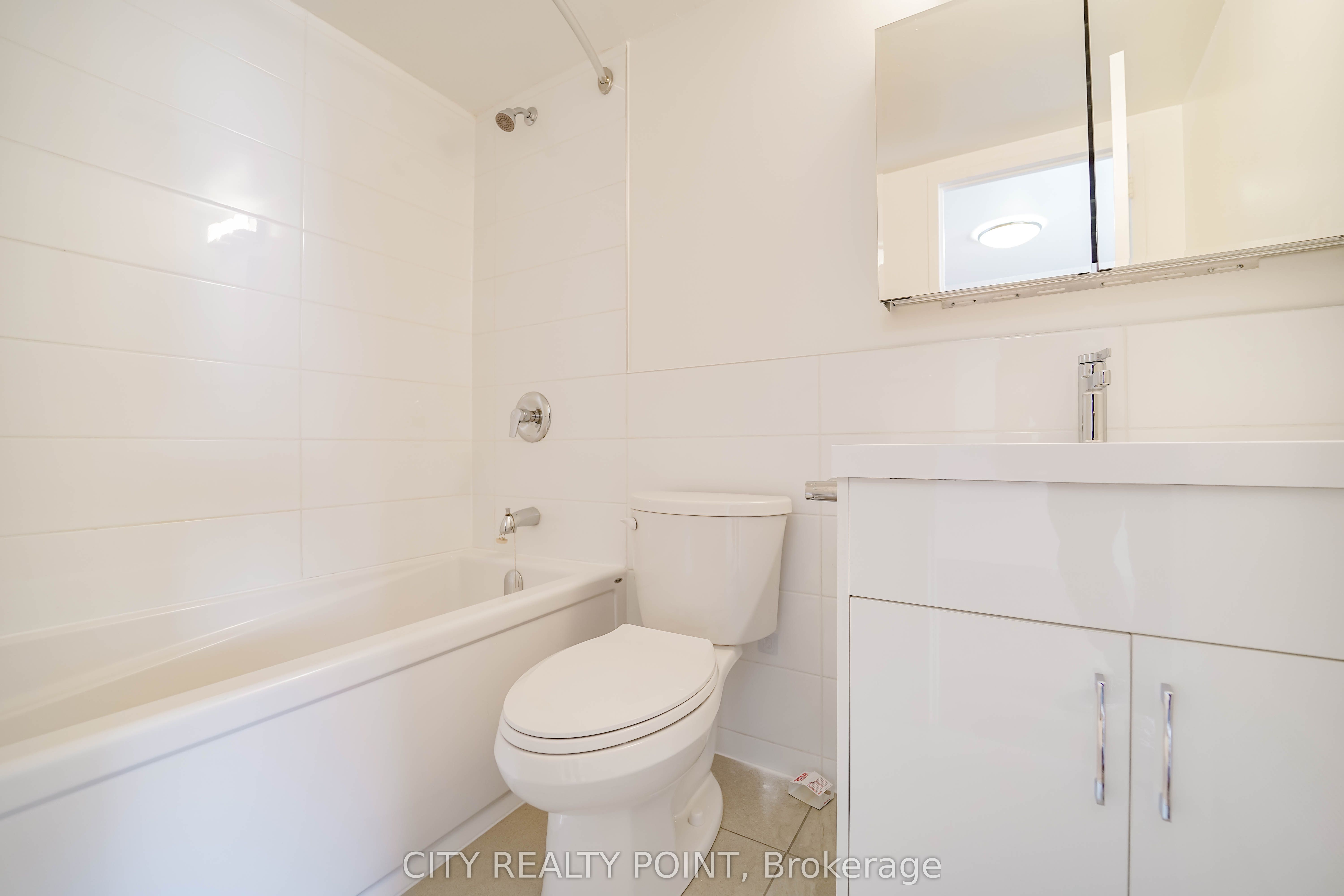 6200 Bathurst Street 310 Property Photo 17