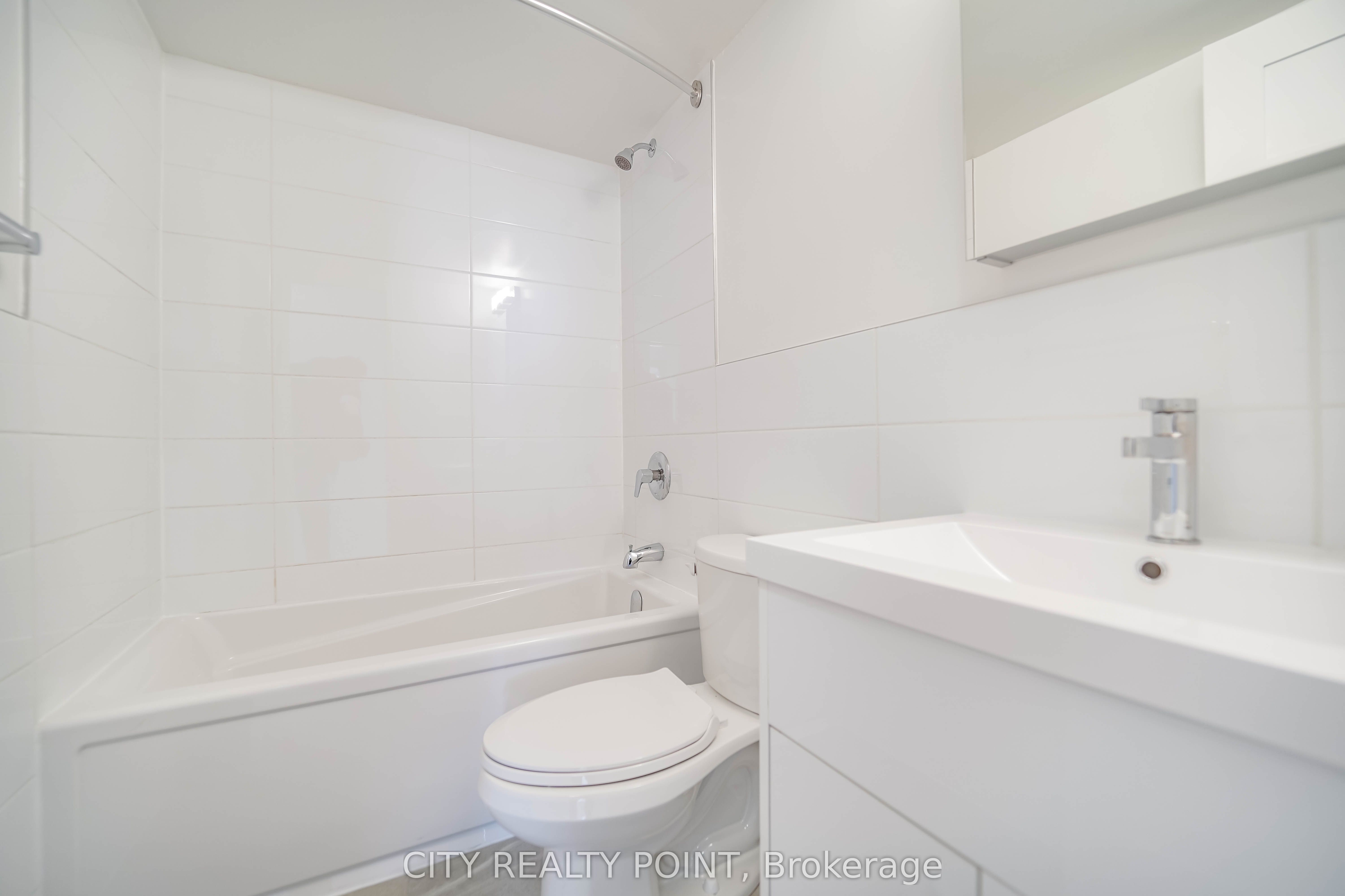 6200 Bathurst Street 310 Property Photo 22