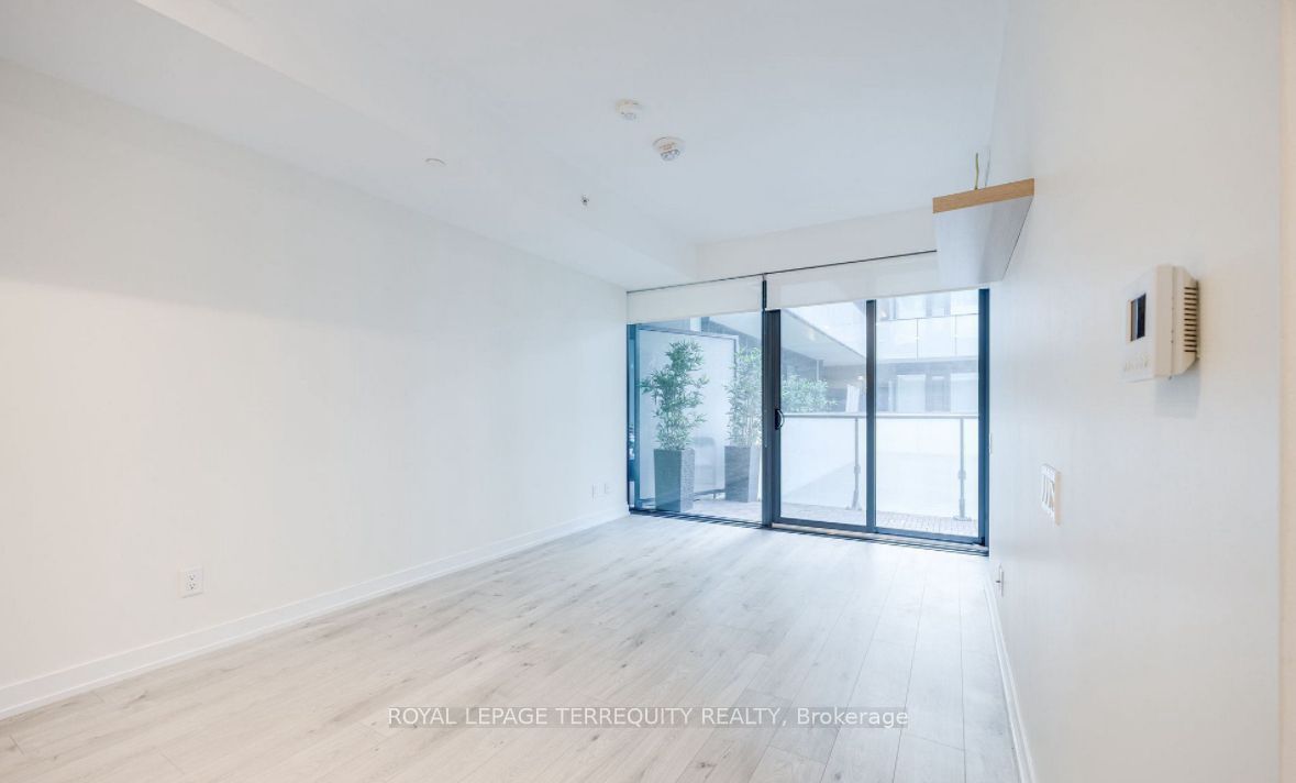 161 Roehampton Avenue 330 Property Photo 7