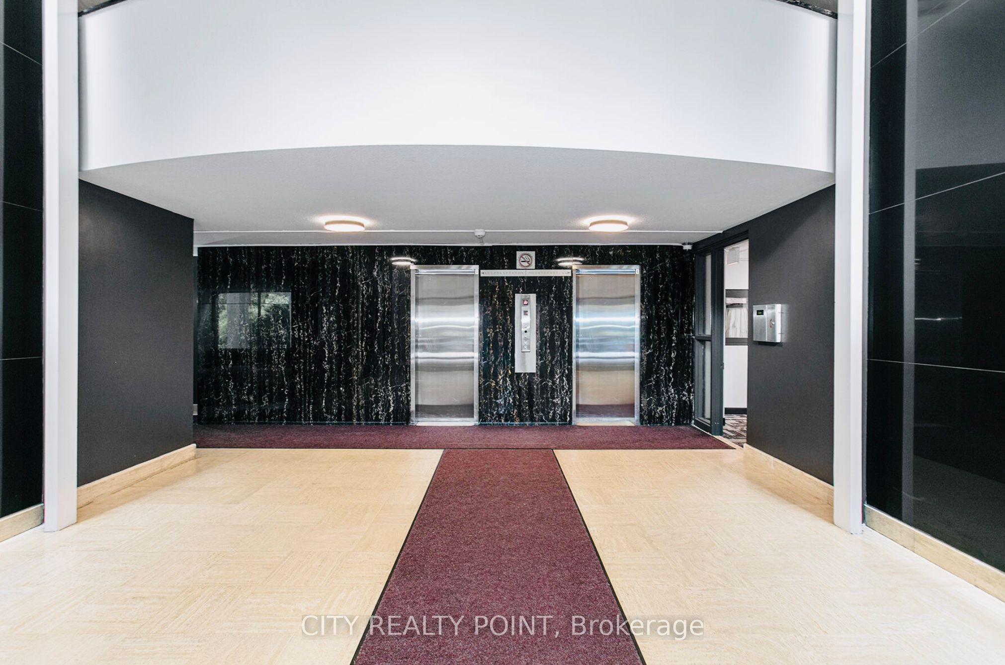 10 Shallmar Boulevard 202 Property Photo 22