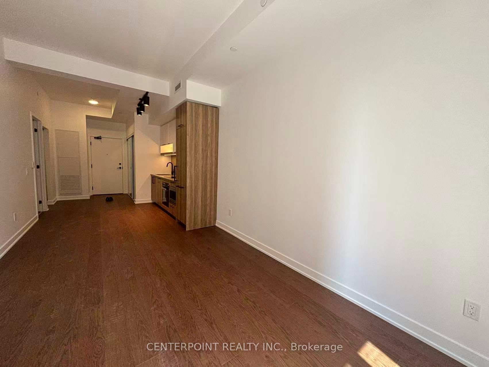 91 Montclair Avenue 836 Property Photo 4