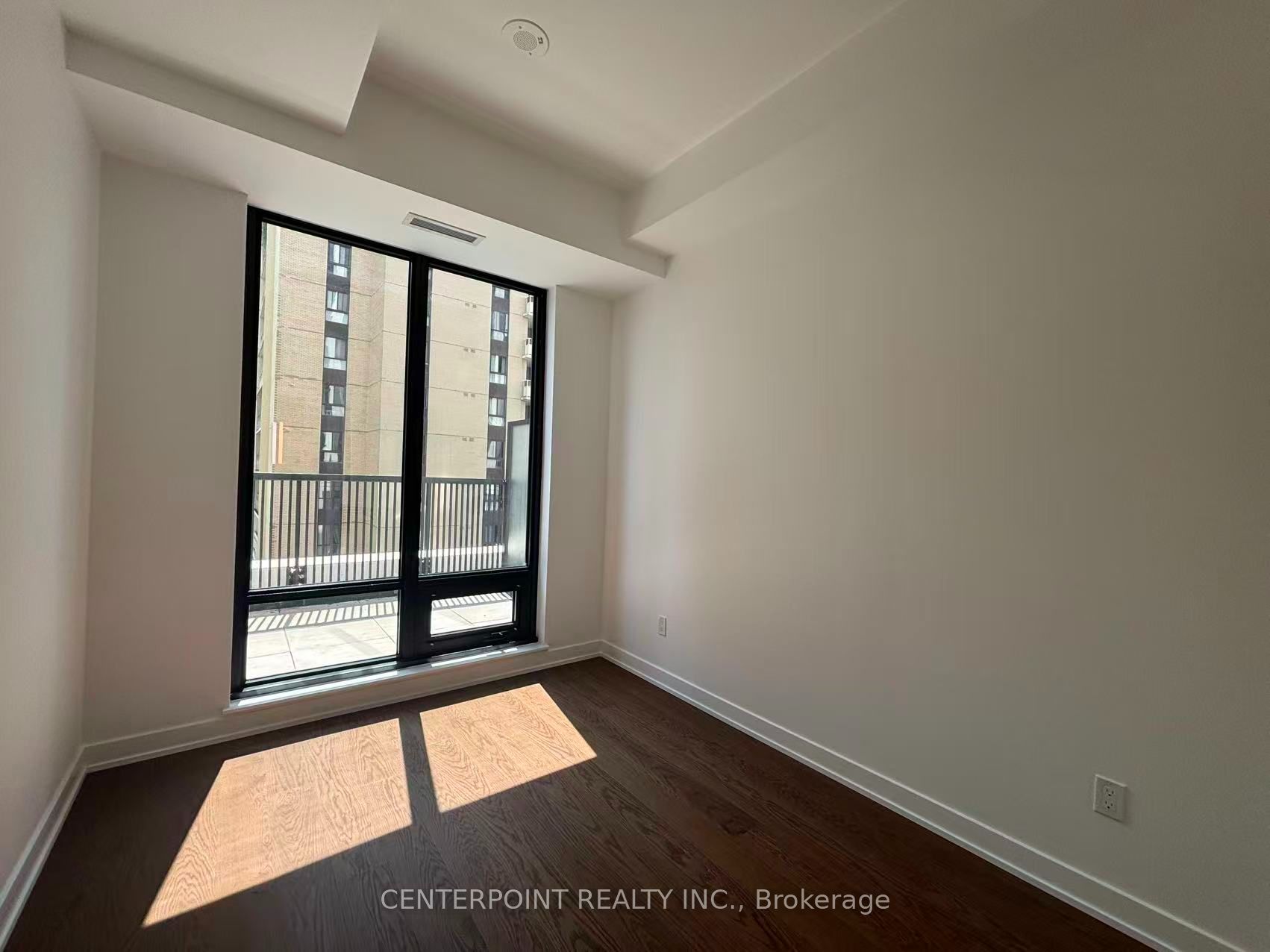 91 Montclair Avenue 836 Property Photo 9
