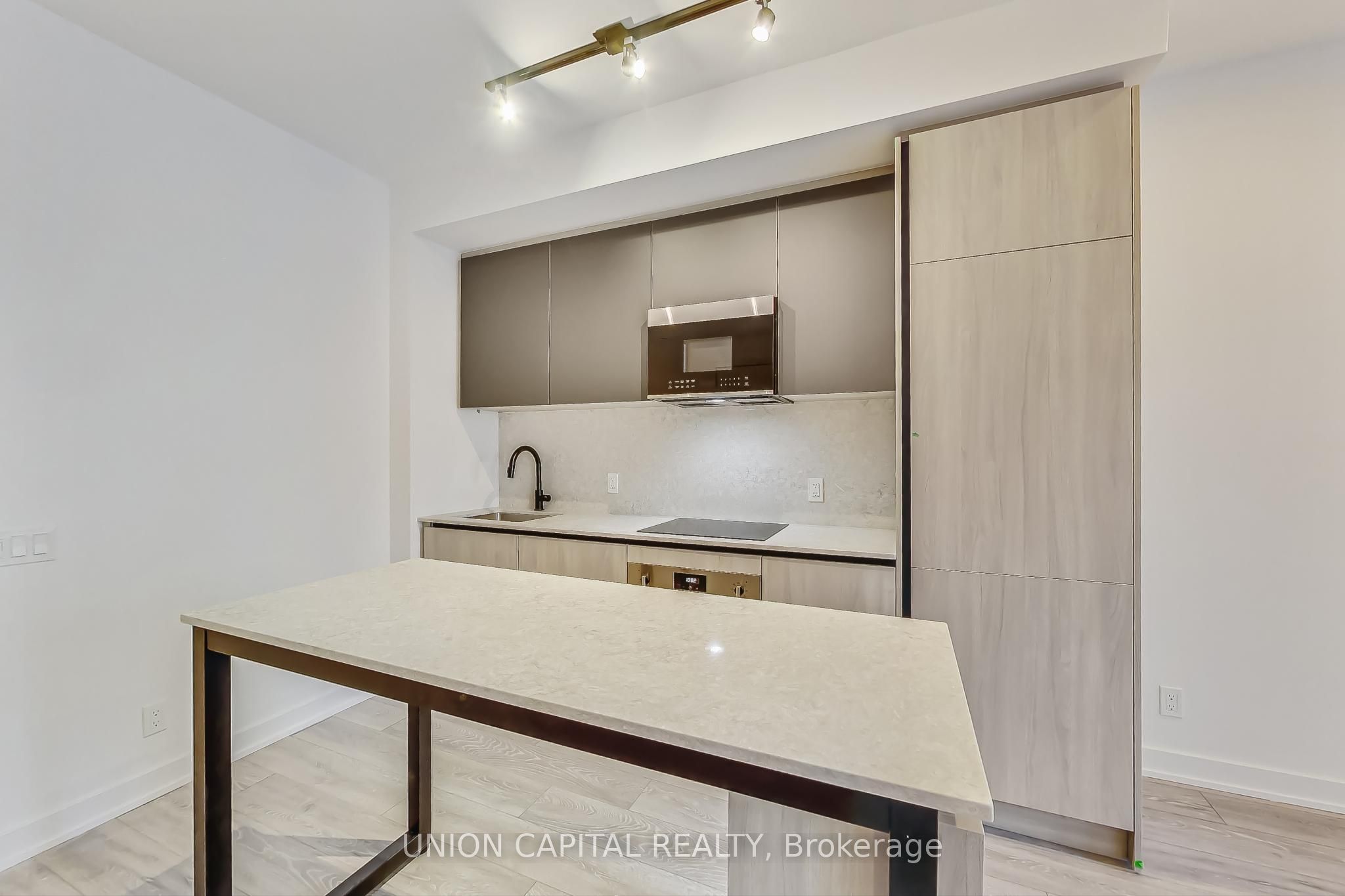 108 Peter Street 3305 Property Photo 4