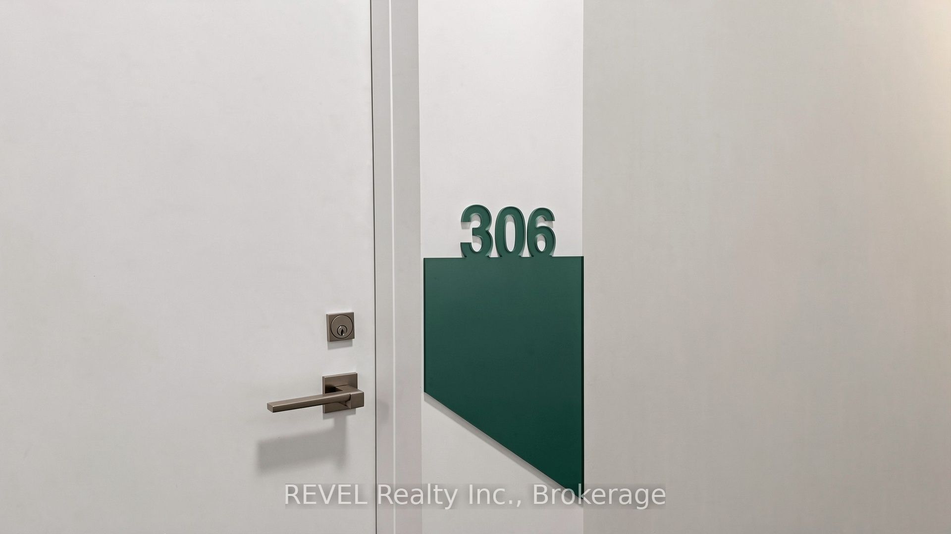 352 Front Street W 306 Property Photo 29