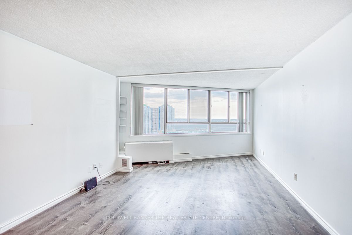 260 Queens Quay W 2708 Property Photo 10