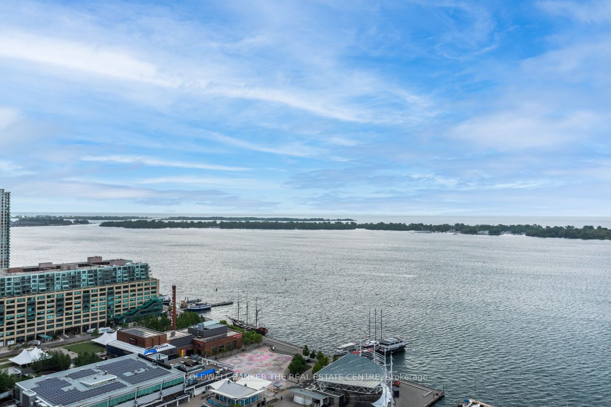 260 Queens Quay W 2708 Property Photo 15