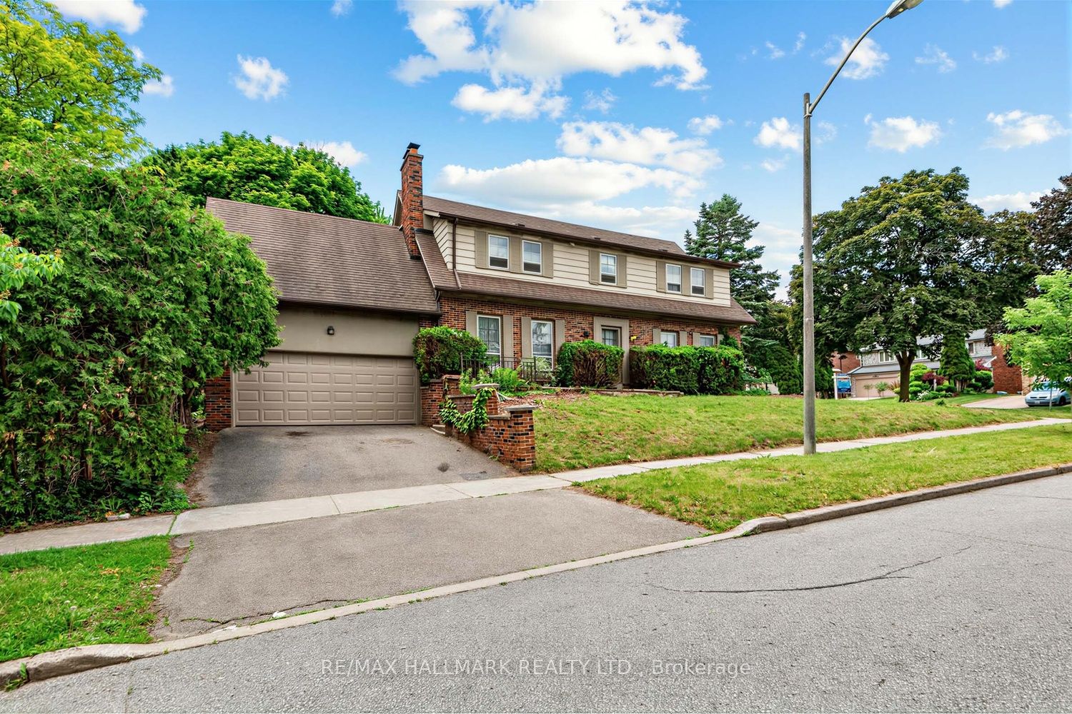 691 Conacher Drive