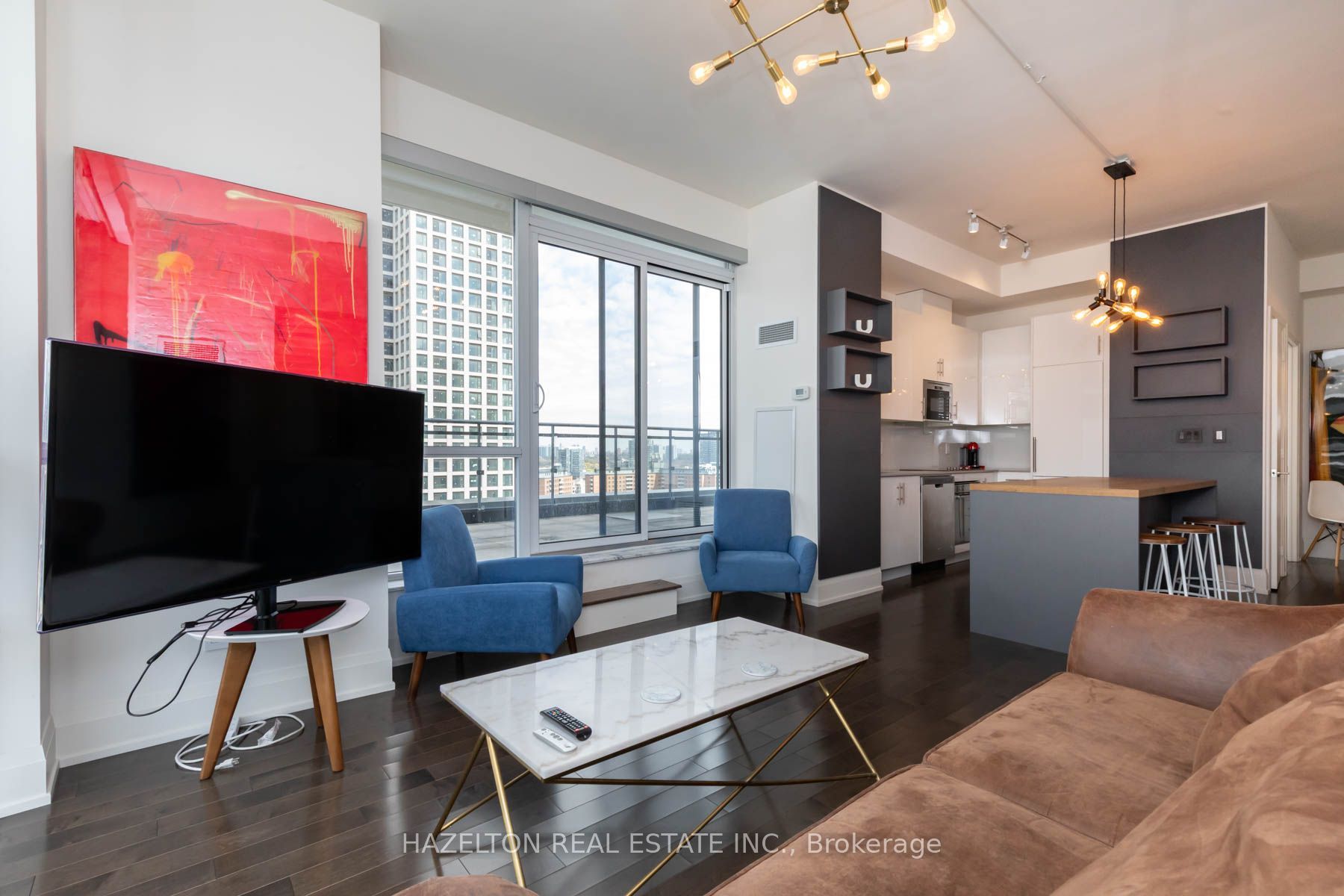 460 Adelaide Street E Ph103 Property Photo 4