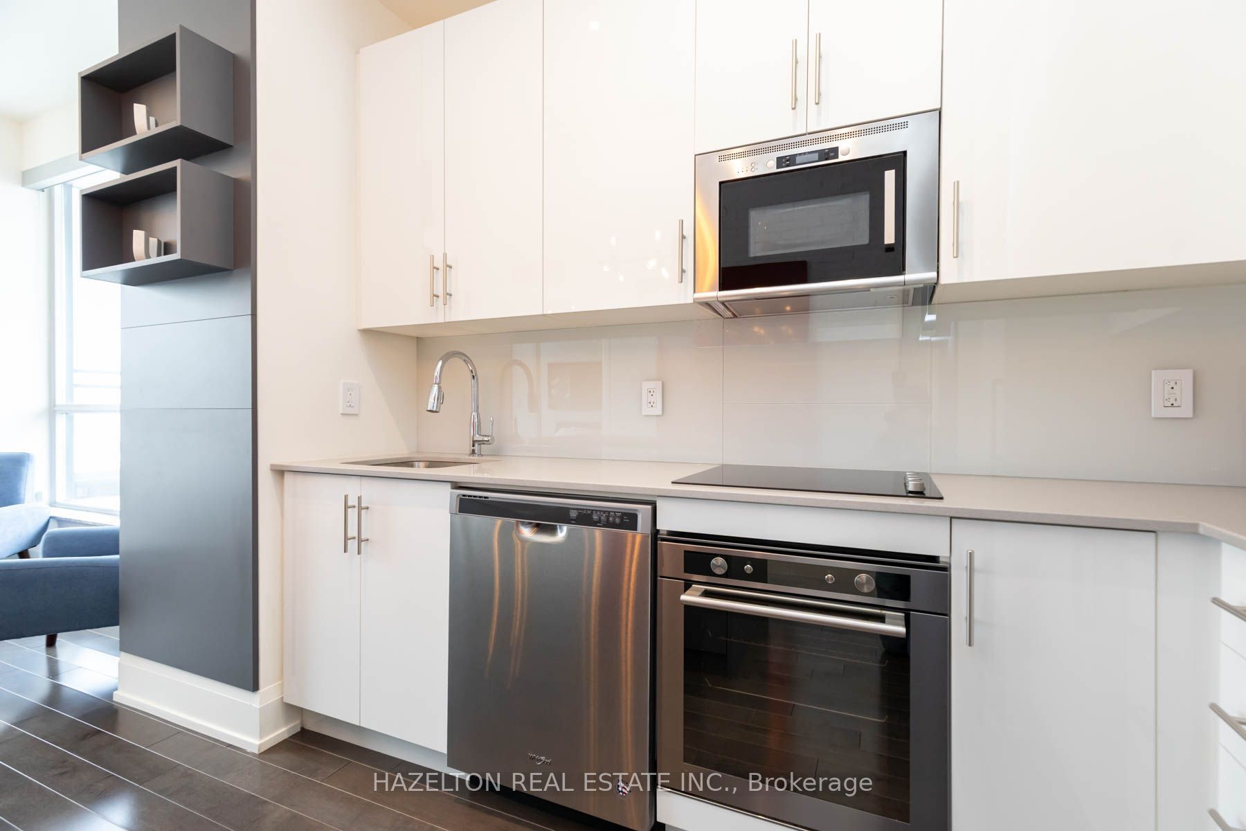 460 Adelaide Street E Ph103 Property Photo 10