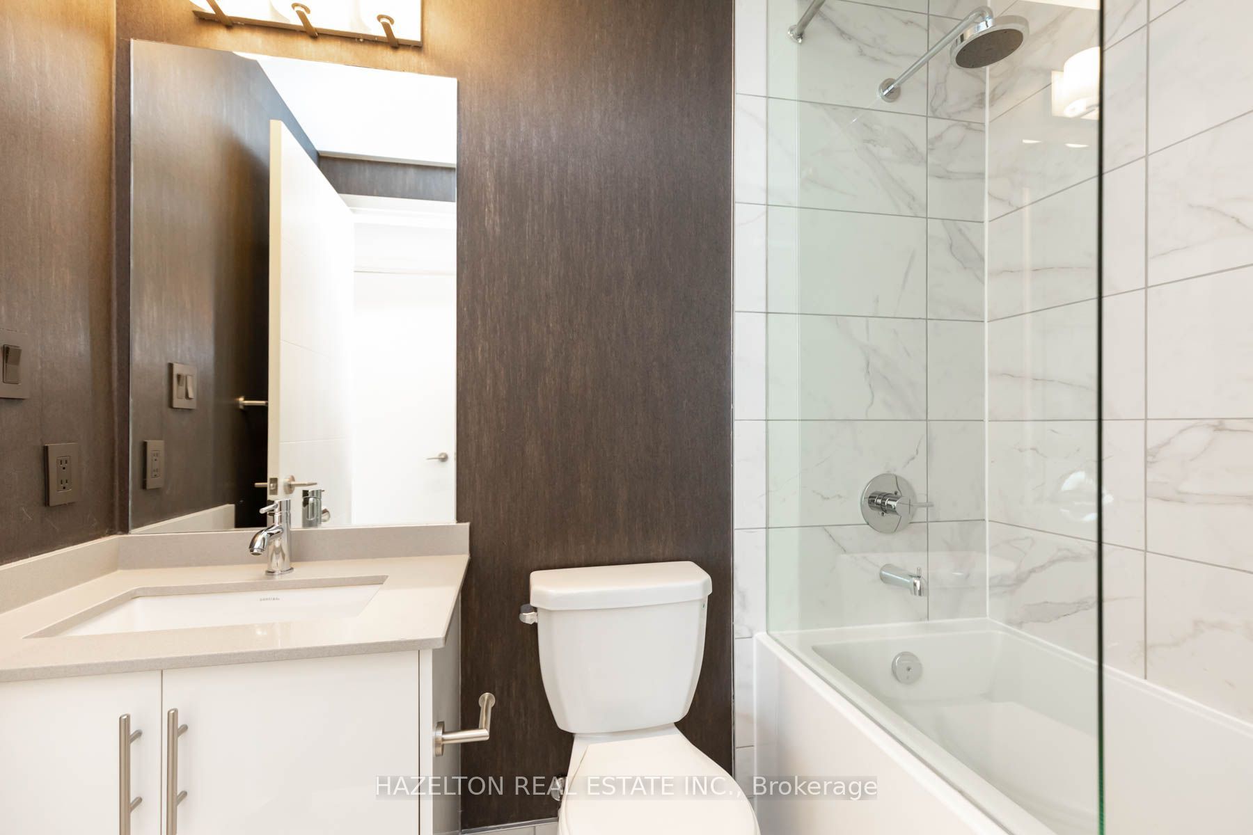 460 Adelaide Street E Ph103 Property Photo 22