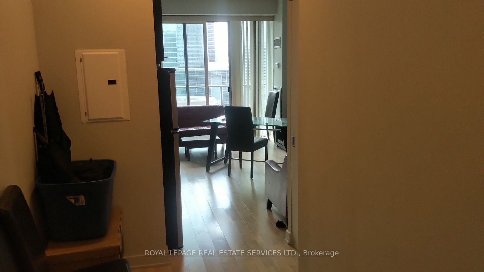 126 Simcoe Street 1609 Property Photo 5