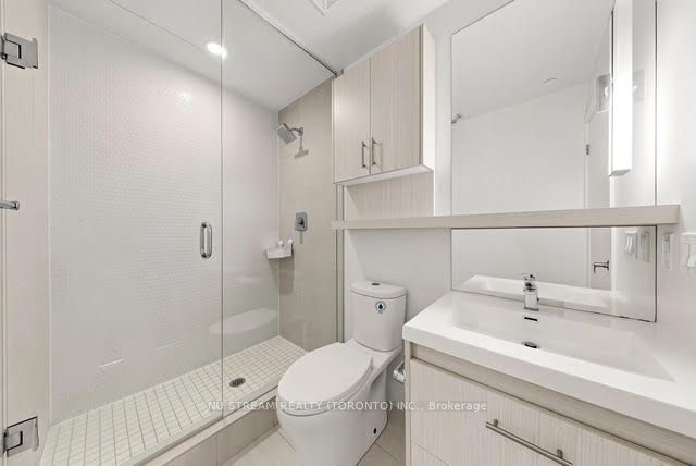 128 Fairview Mall Drive 405 Property Photo 21