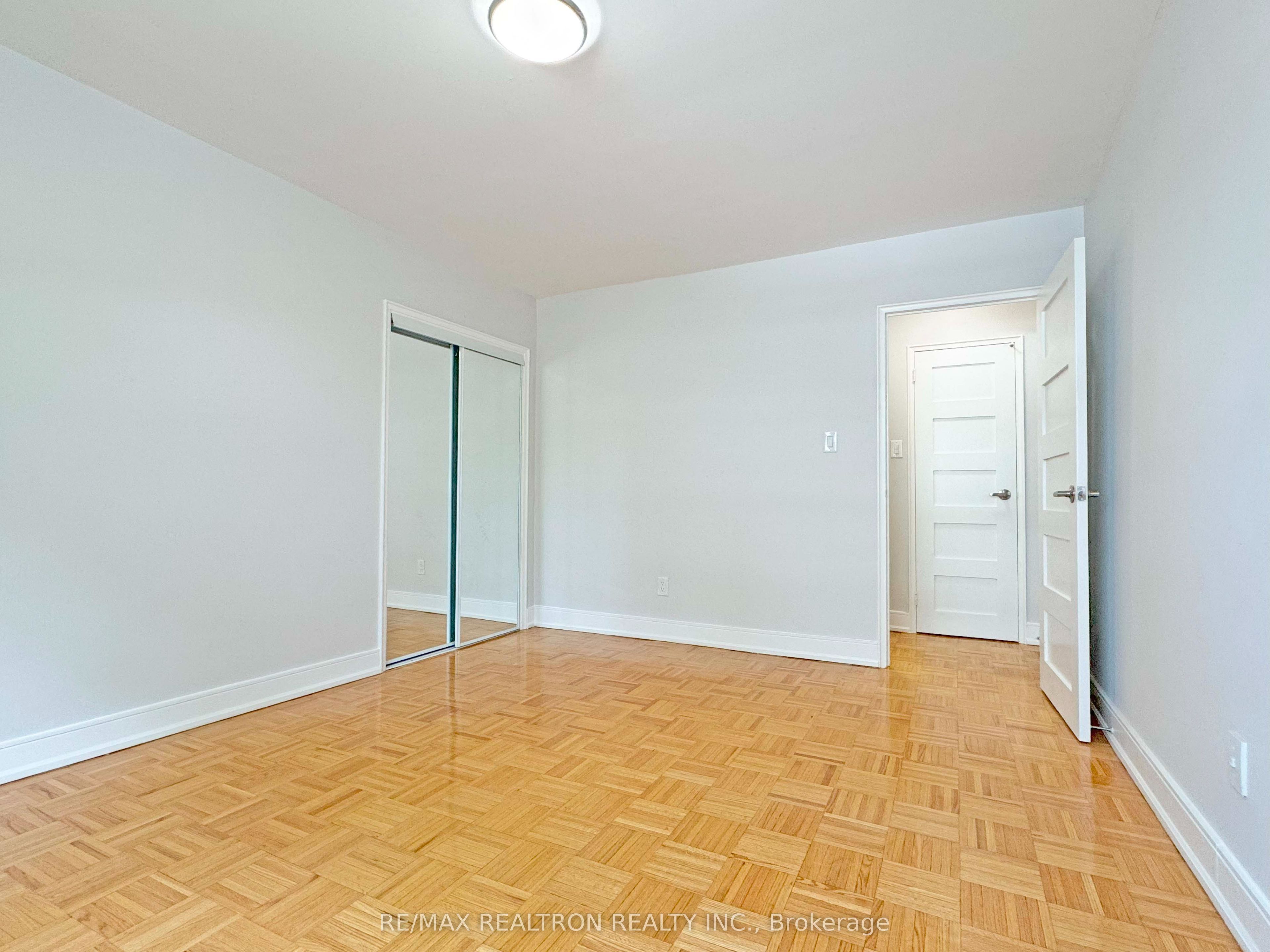 490 Eglinton Avenue E 206 Property Photo 13