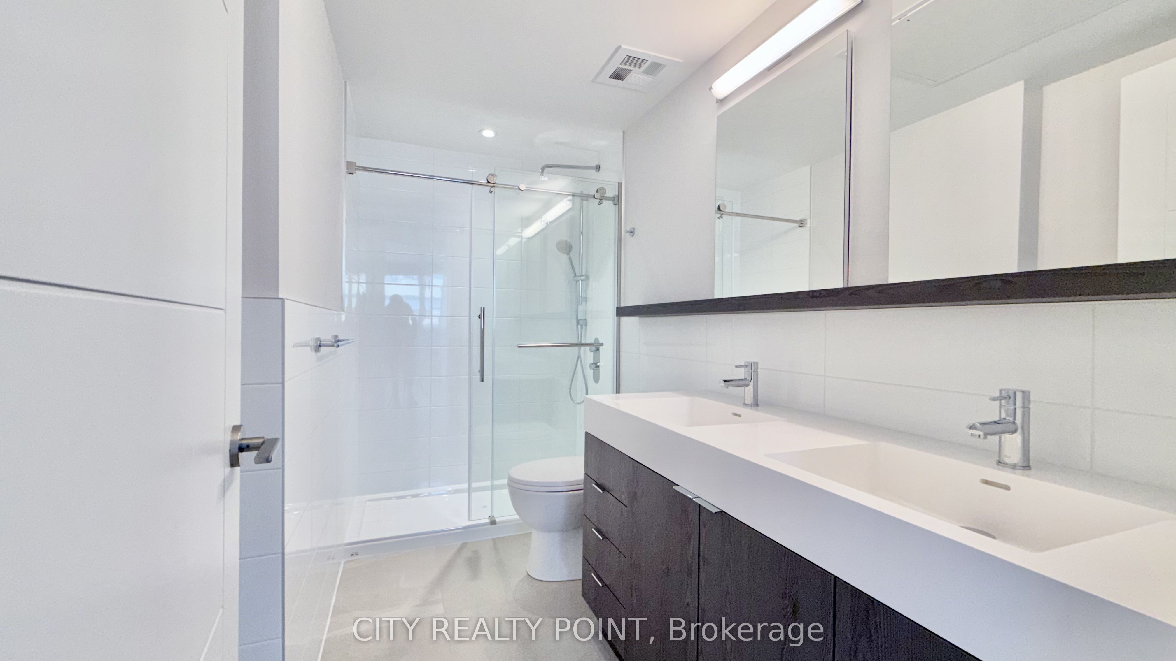 2525 Bathurst Street 407 Property Photo 7