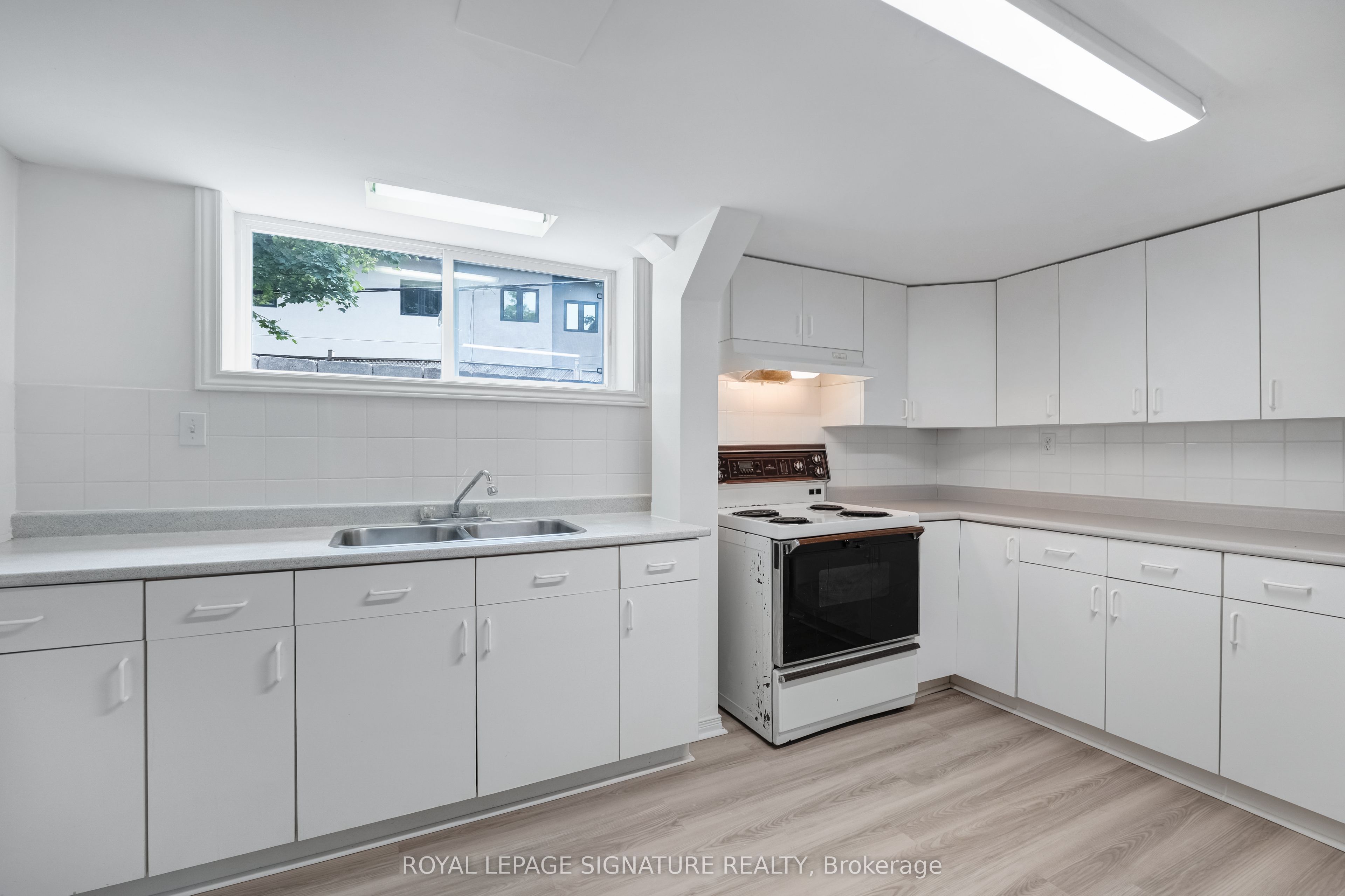 9 Bunty Lane Property Photo 24