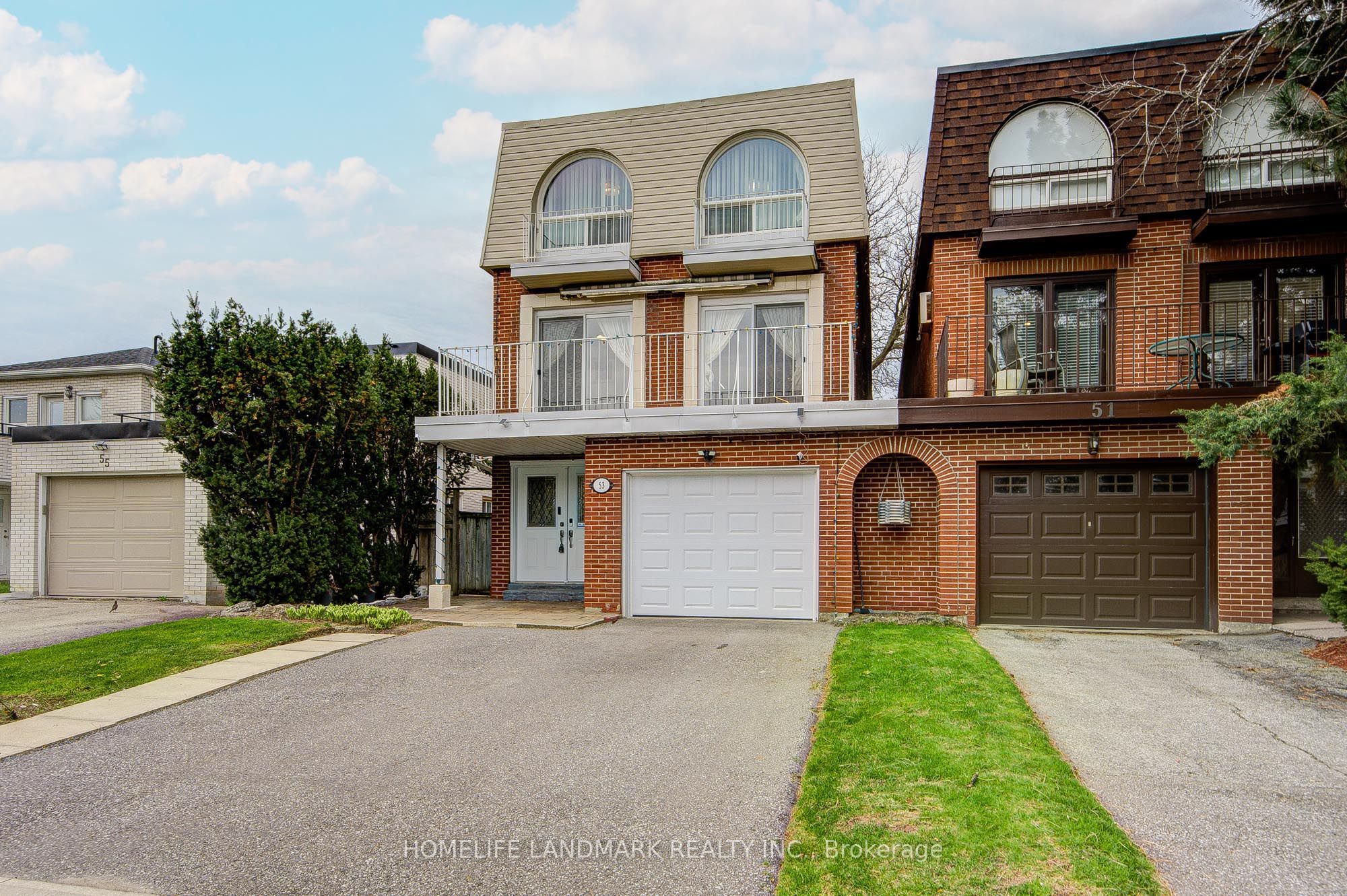53 Chipwood Crescent Property Photo 2
