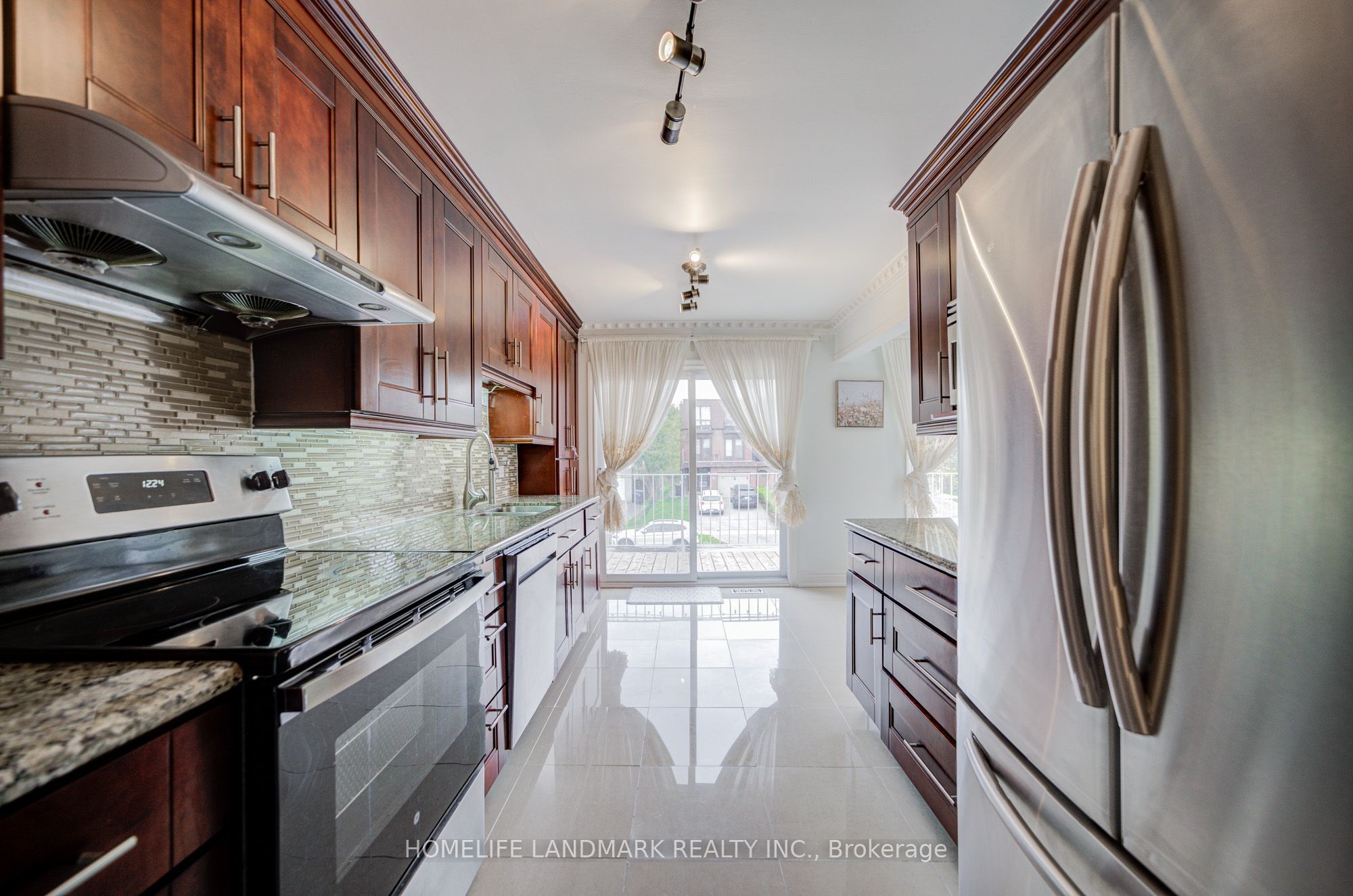 53 Chipwood Crescent Property Photo 12