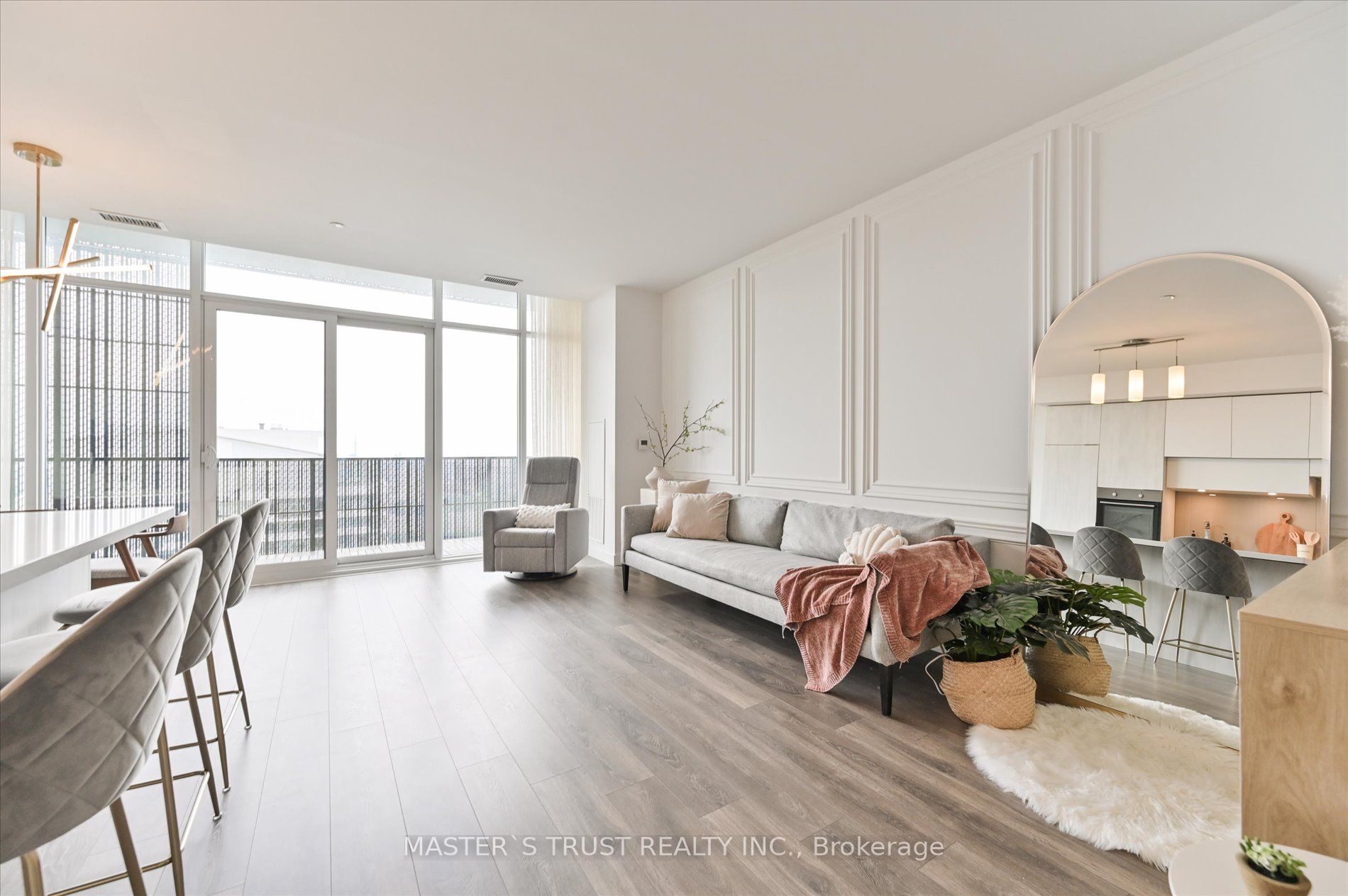 8 Eglinton Avenue E Ph5801 Property Photo 14