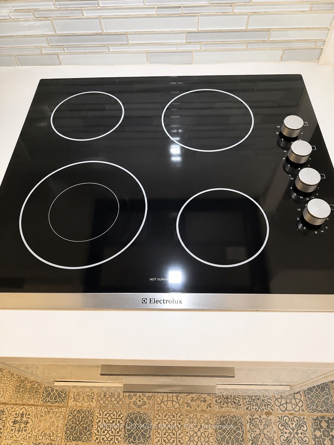 634 Shaw Street Property Photo 6