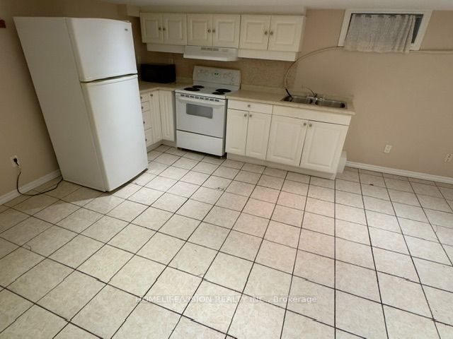 C13672802 Property Photo 6