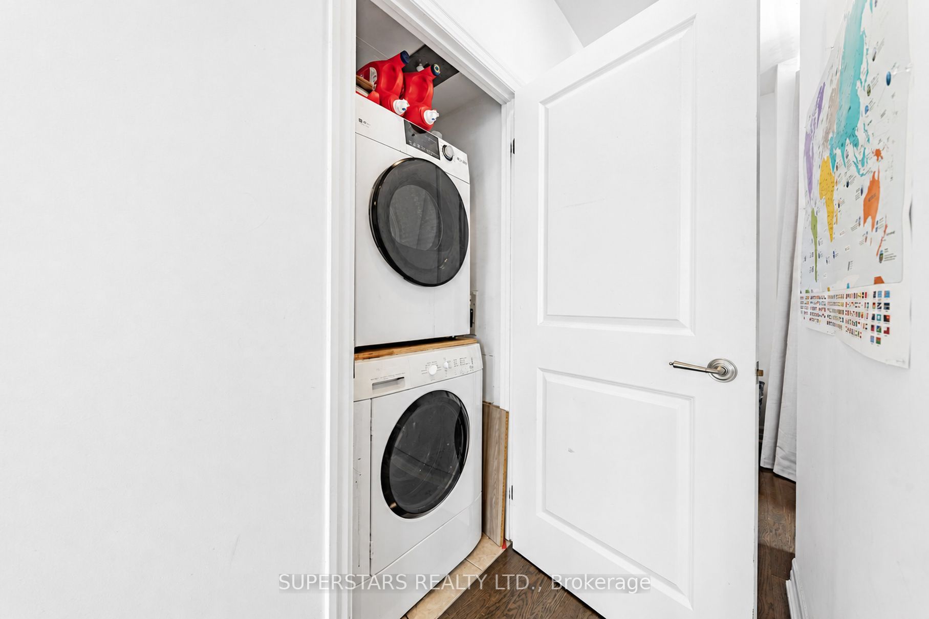 23 Rean Drive 901(ph1) Property Photo 16