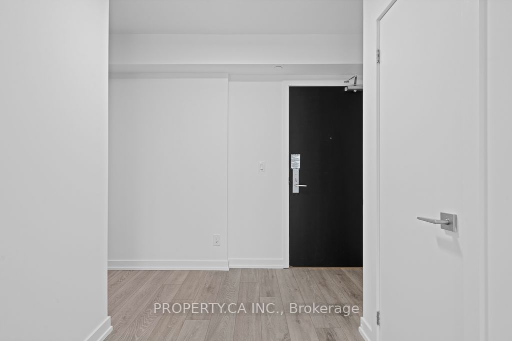 159 Wellesley Street E 2911 Property Photo 5