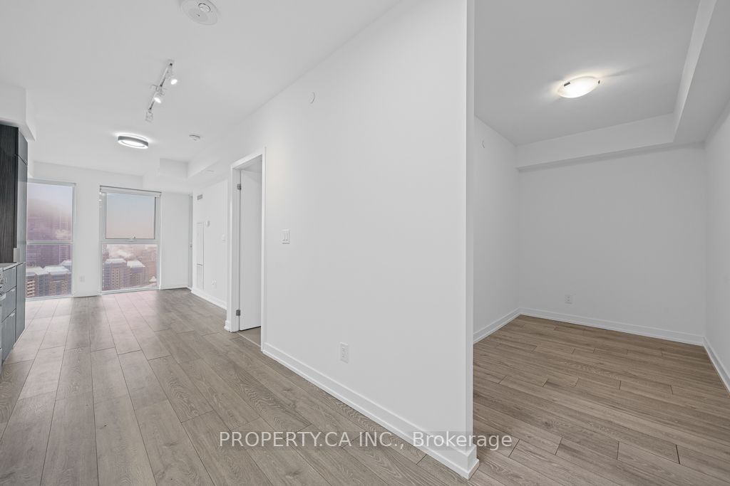 159 Wellesley Street E 2911 Property Photo 6