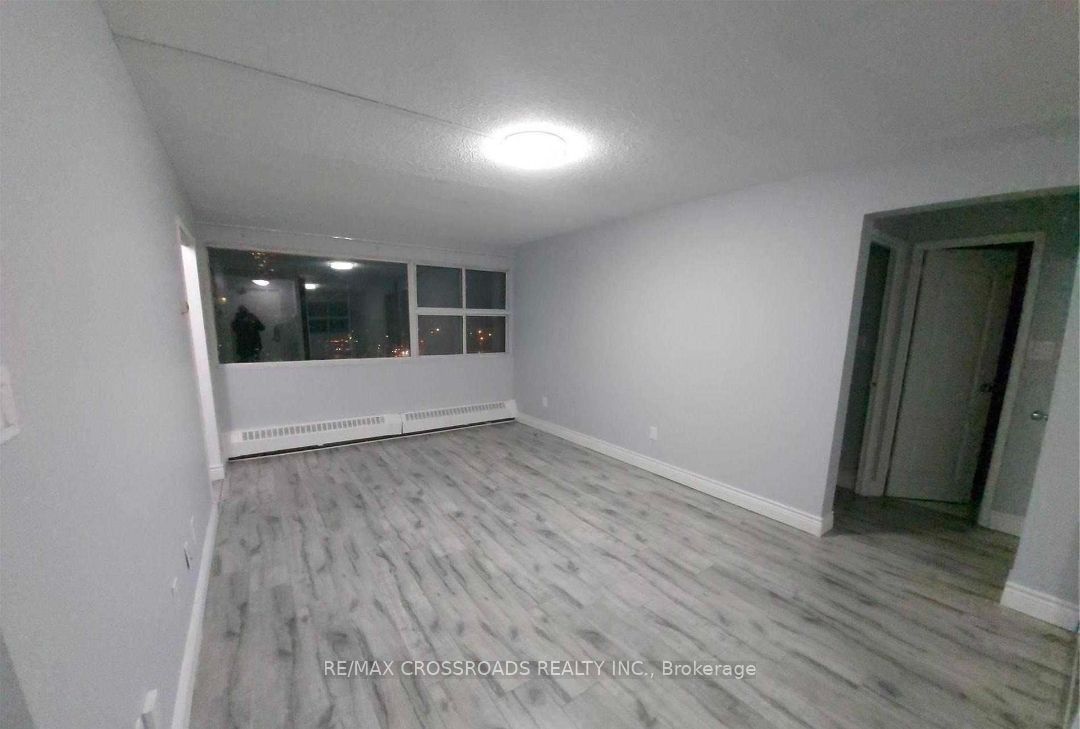735 Don Mills Road 604 Property Photo 5