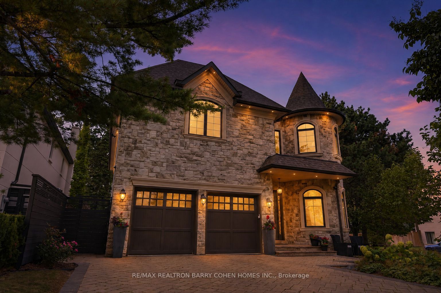 100 Munro Boulevard