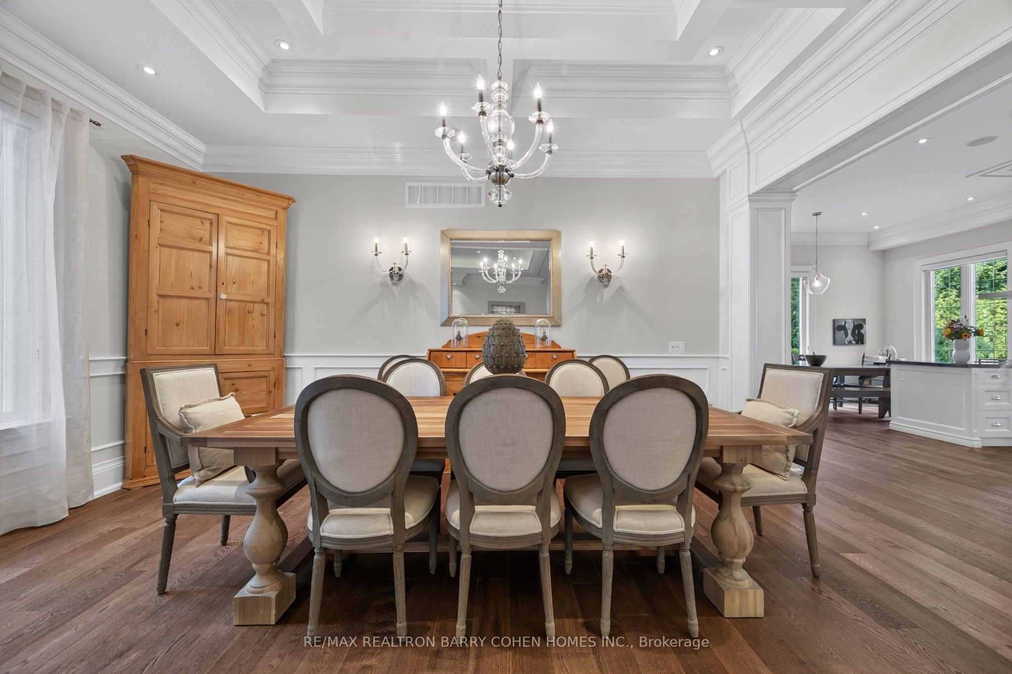 100 Munro Boulevard Property Photo 8