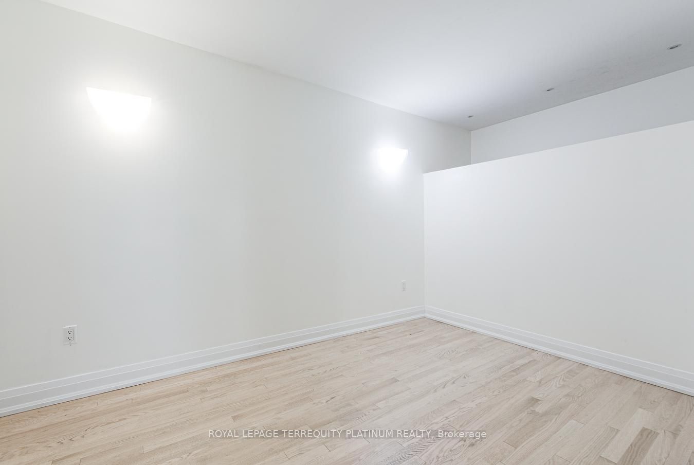 204 Ellerslie Avenue Property Photo 39