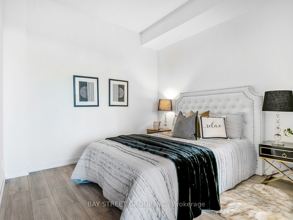 2020 Bathurst Street 1812 Property Photo 9