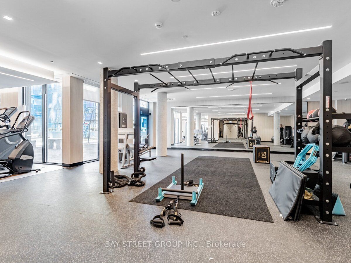 2020 Bathurst Street 1812 Property Photo 16