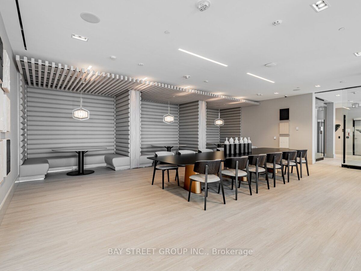 2020 Bathurst Street 1812 Property Photo 19