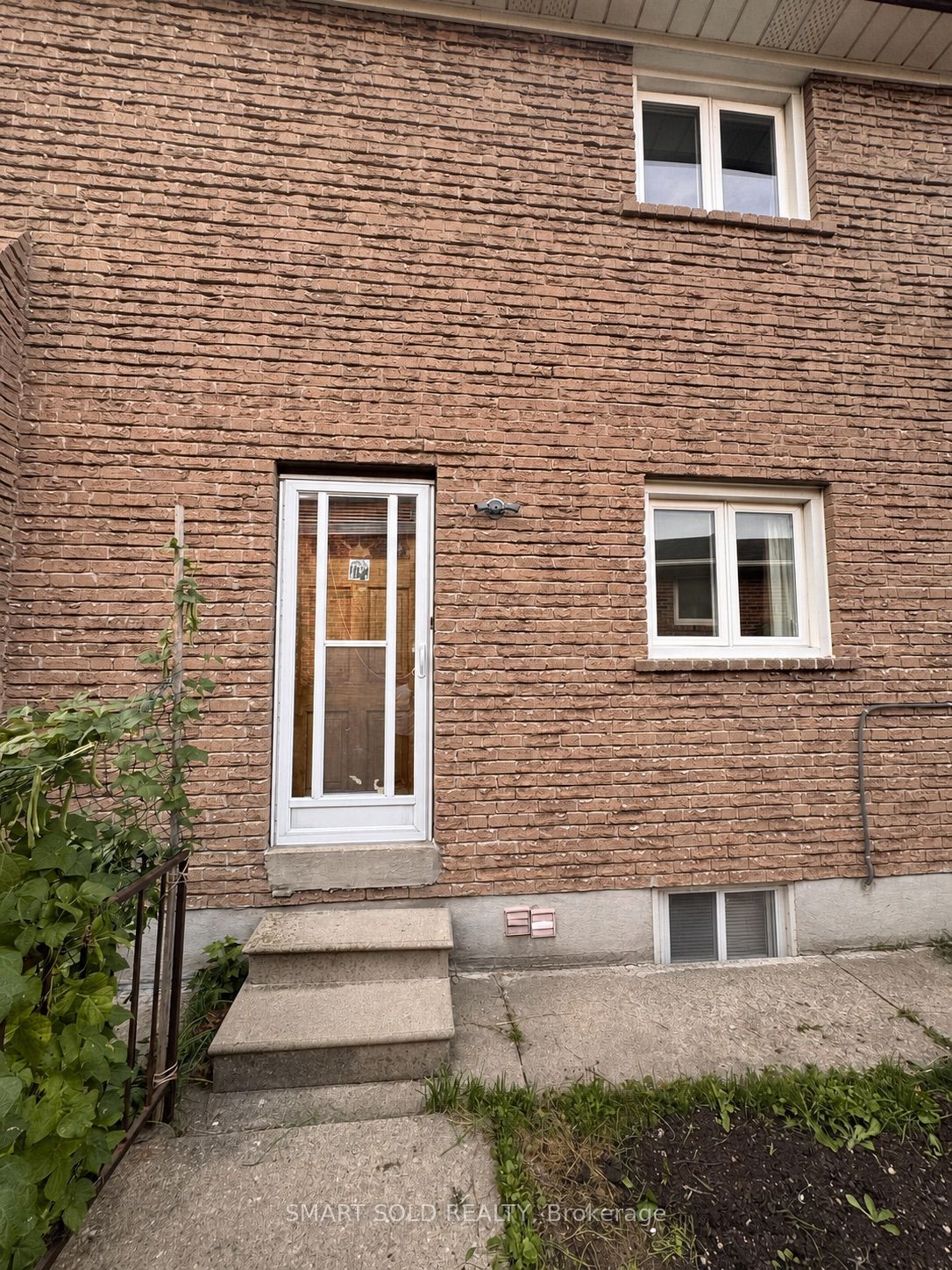 243 Shawnee Circle Property Photo 3