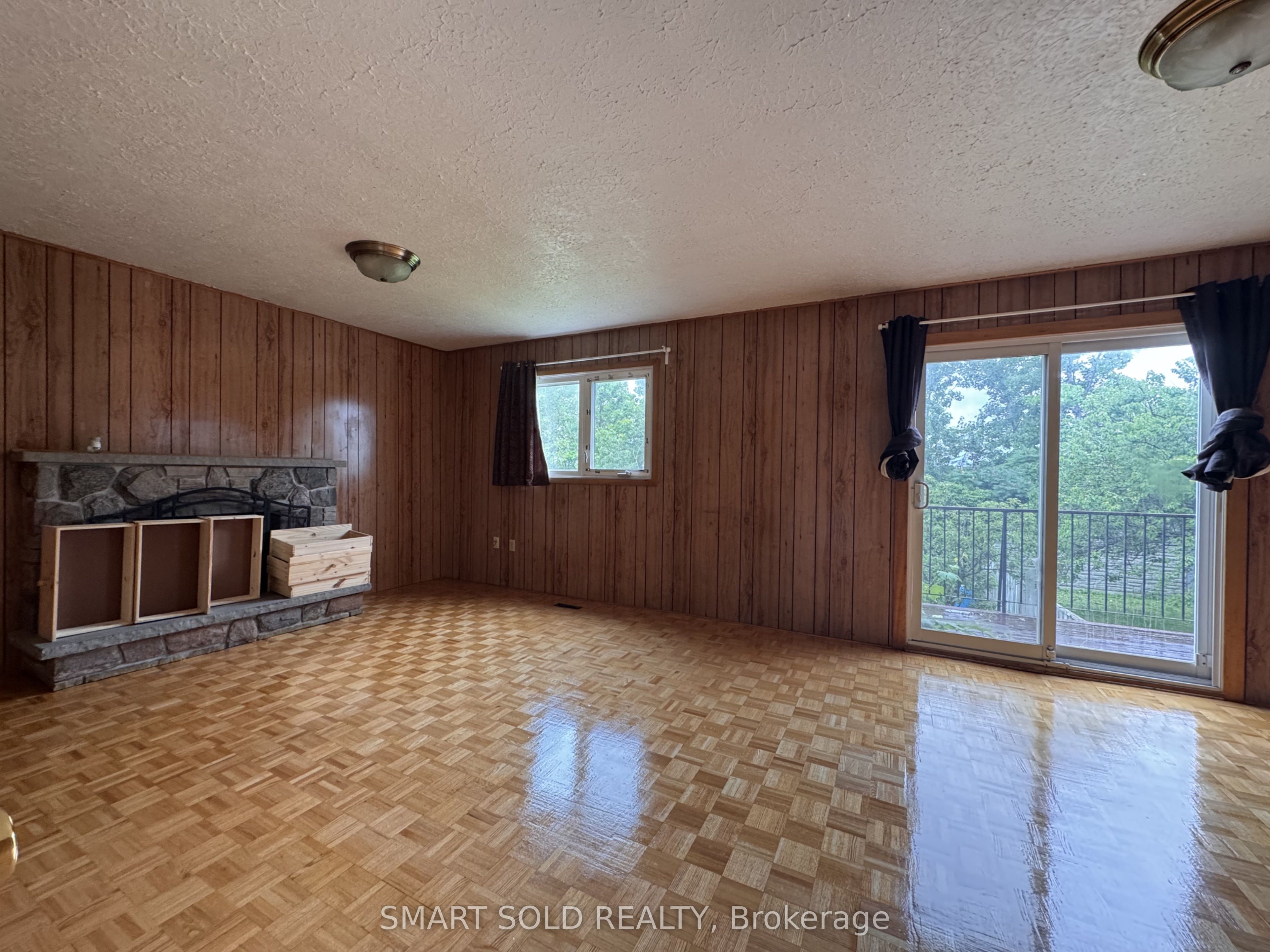 243 Shawnee Circle Property Photo 5
