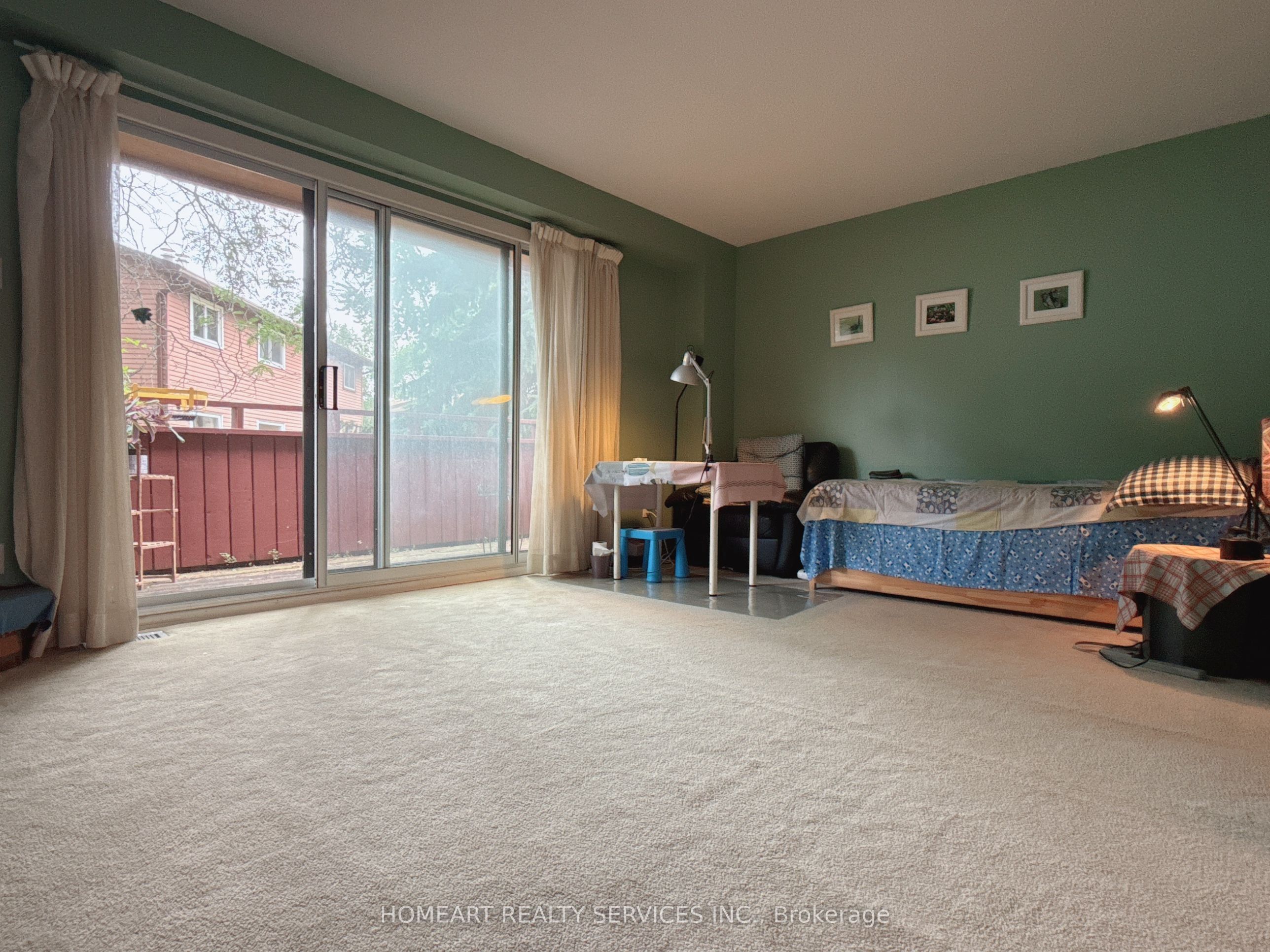 9 Poets Walkway Property Photo 6