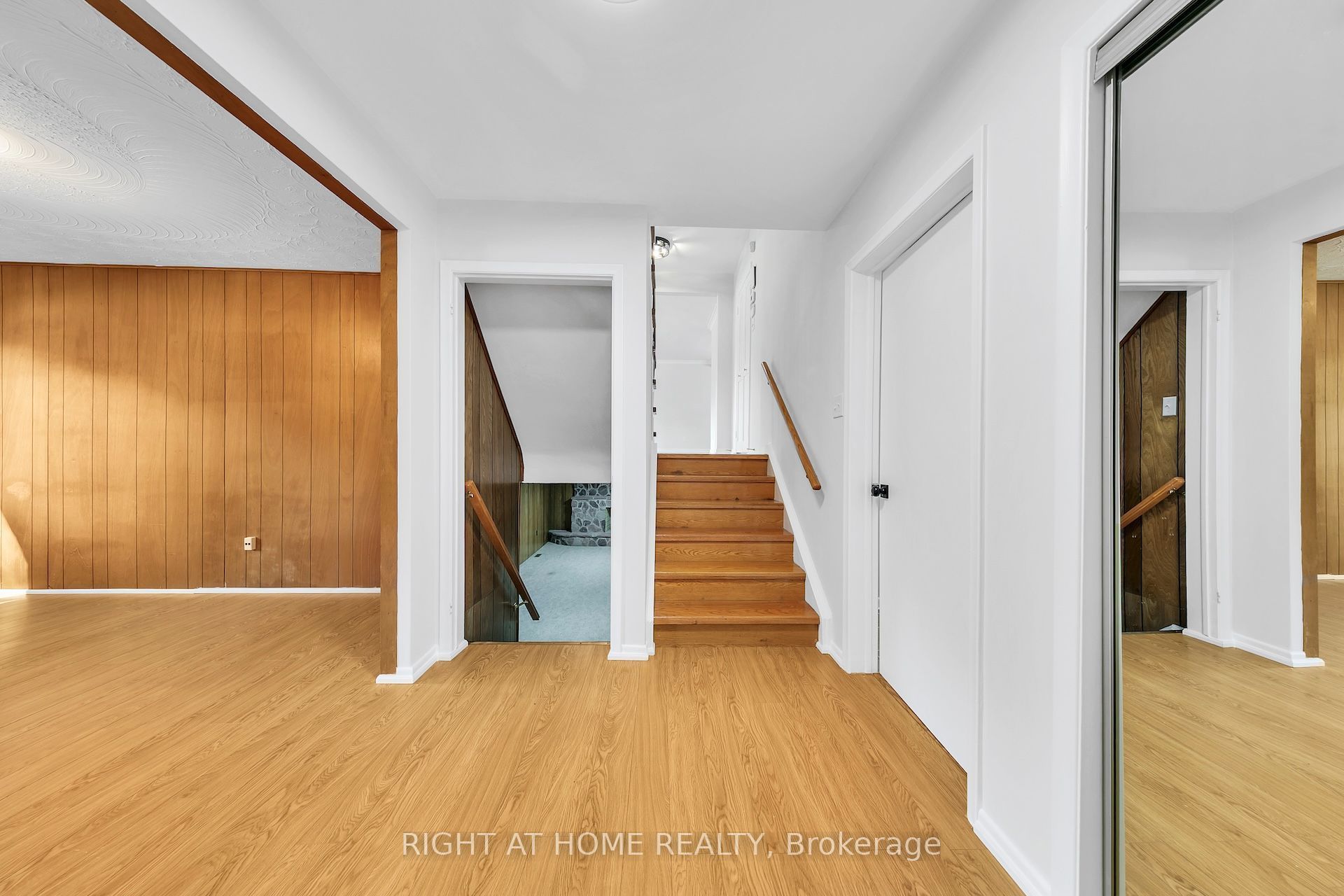 88 Peckham Avenue Property Photo 25