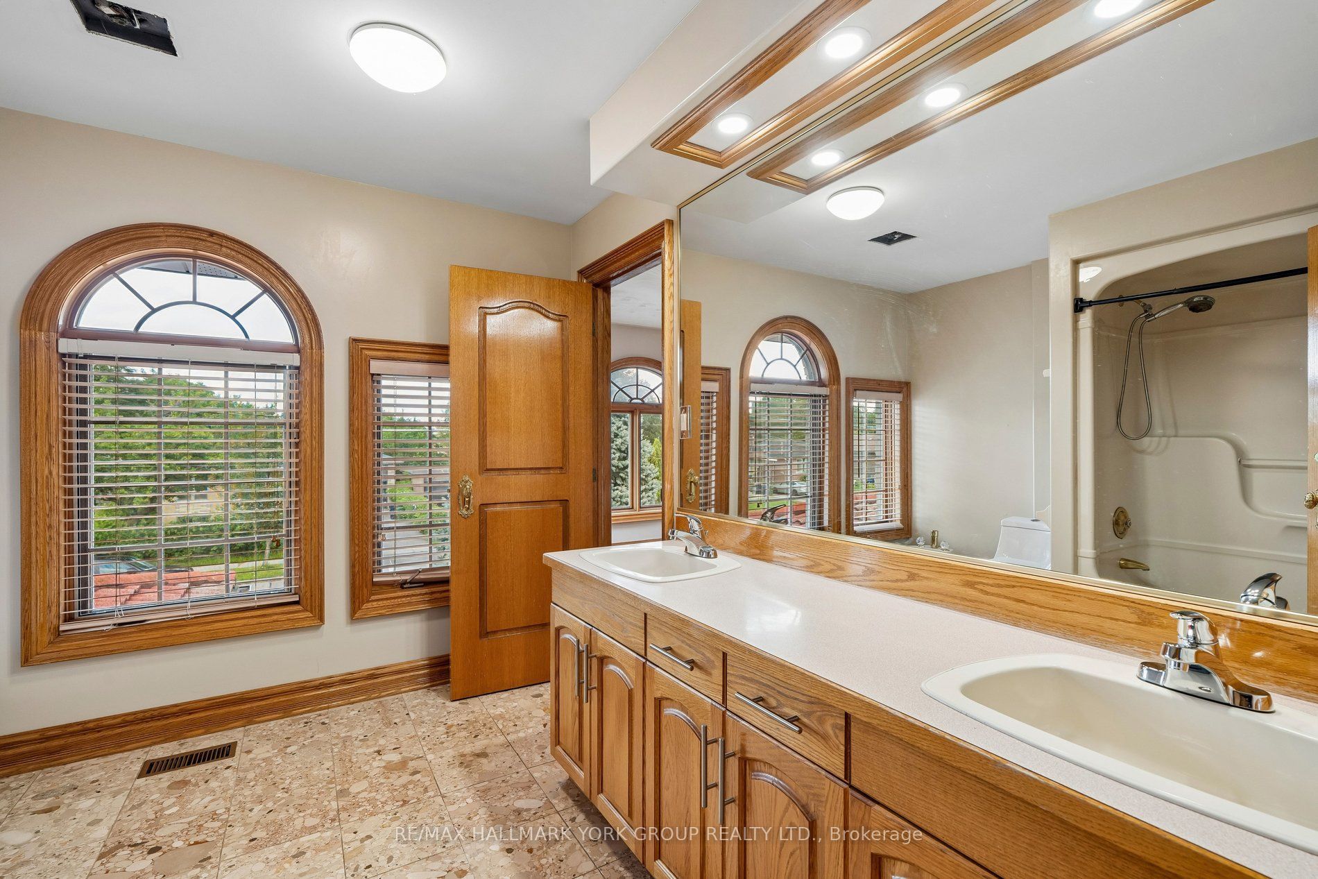 185 Goulding Avenue M/f&2/f Property Photo 38