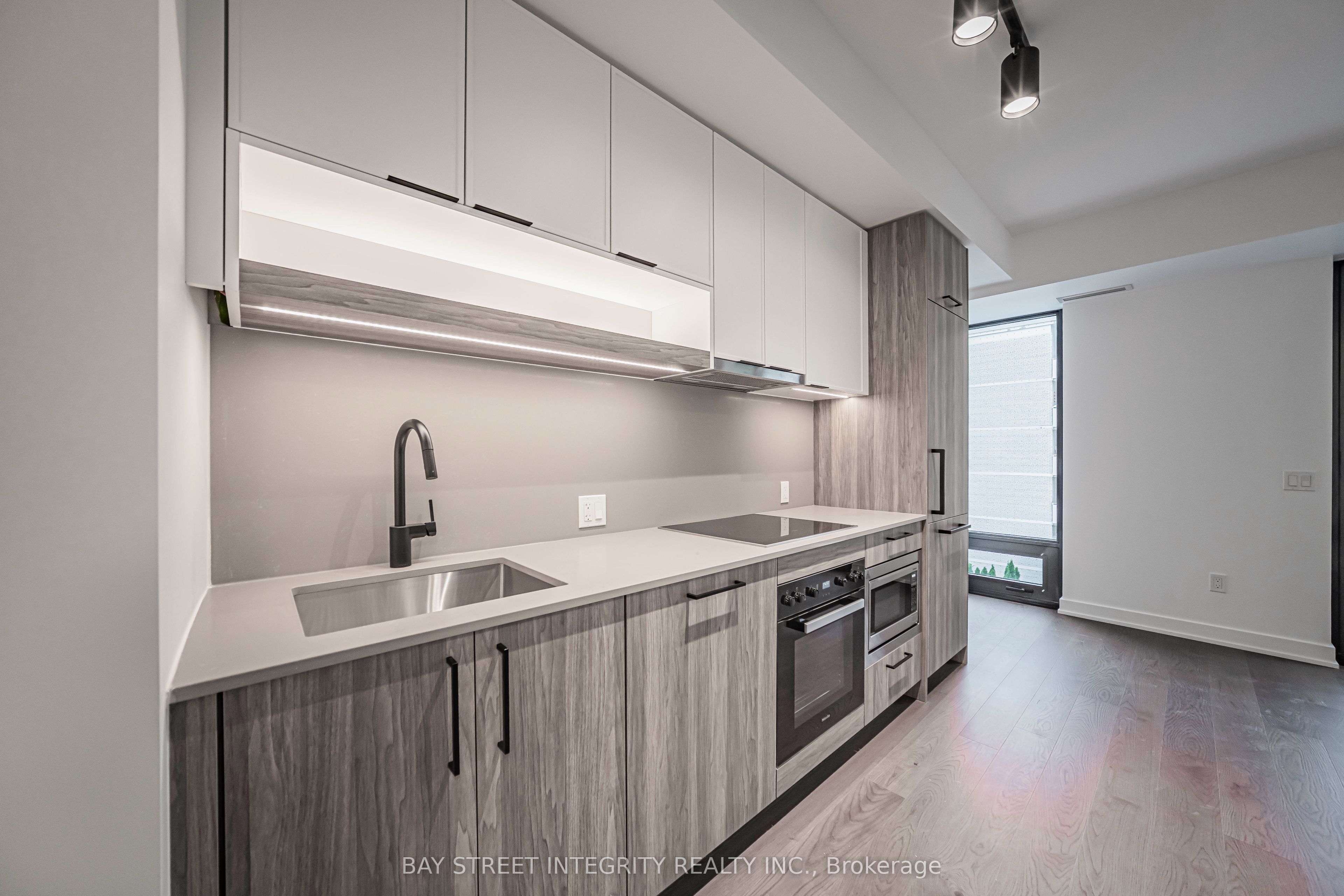 91 Montclair Avenue 511 Property Photo 12