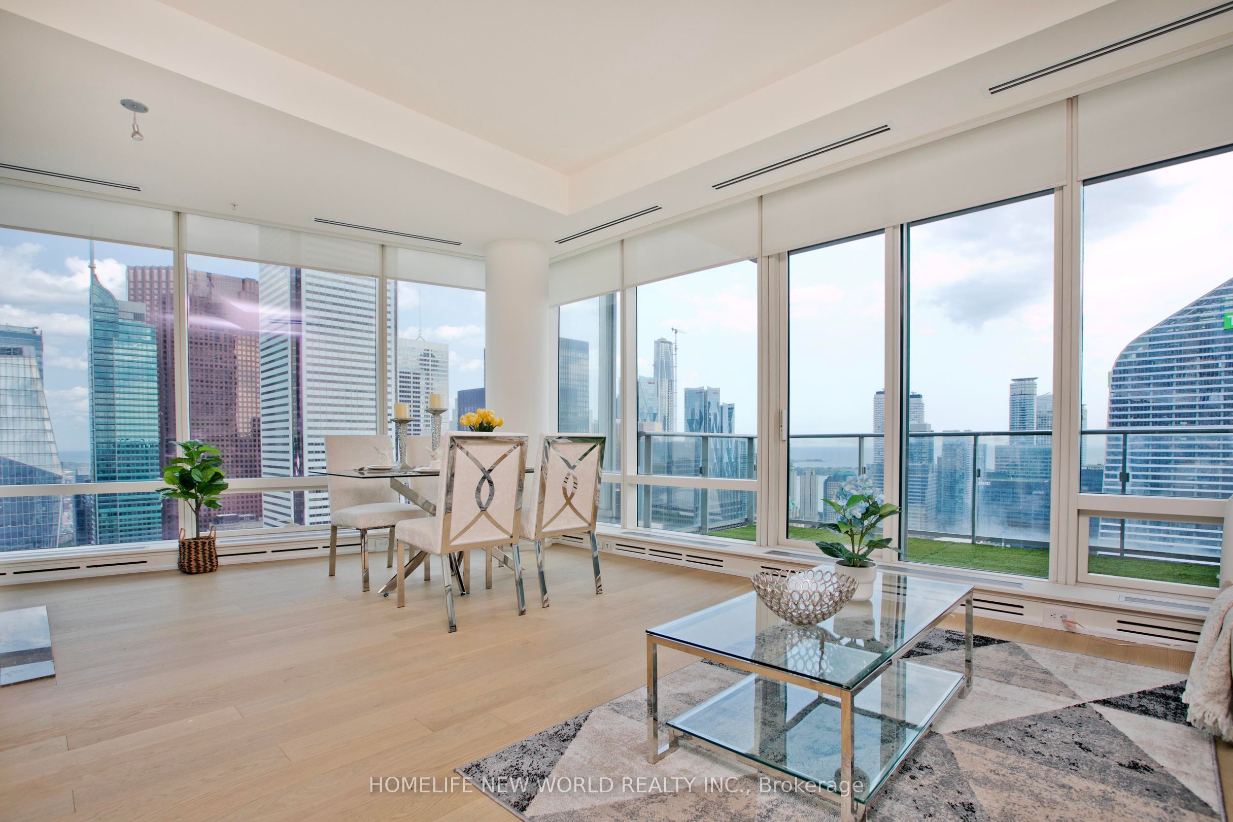180 University Avenue 5008 Property Photo 13